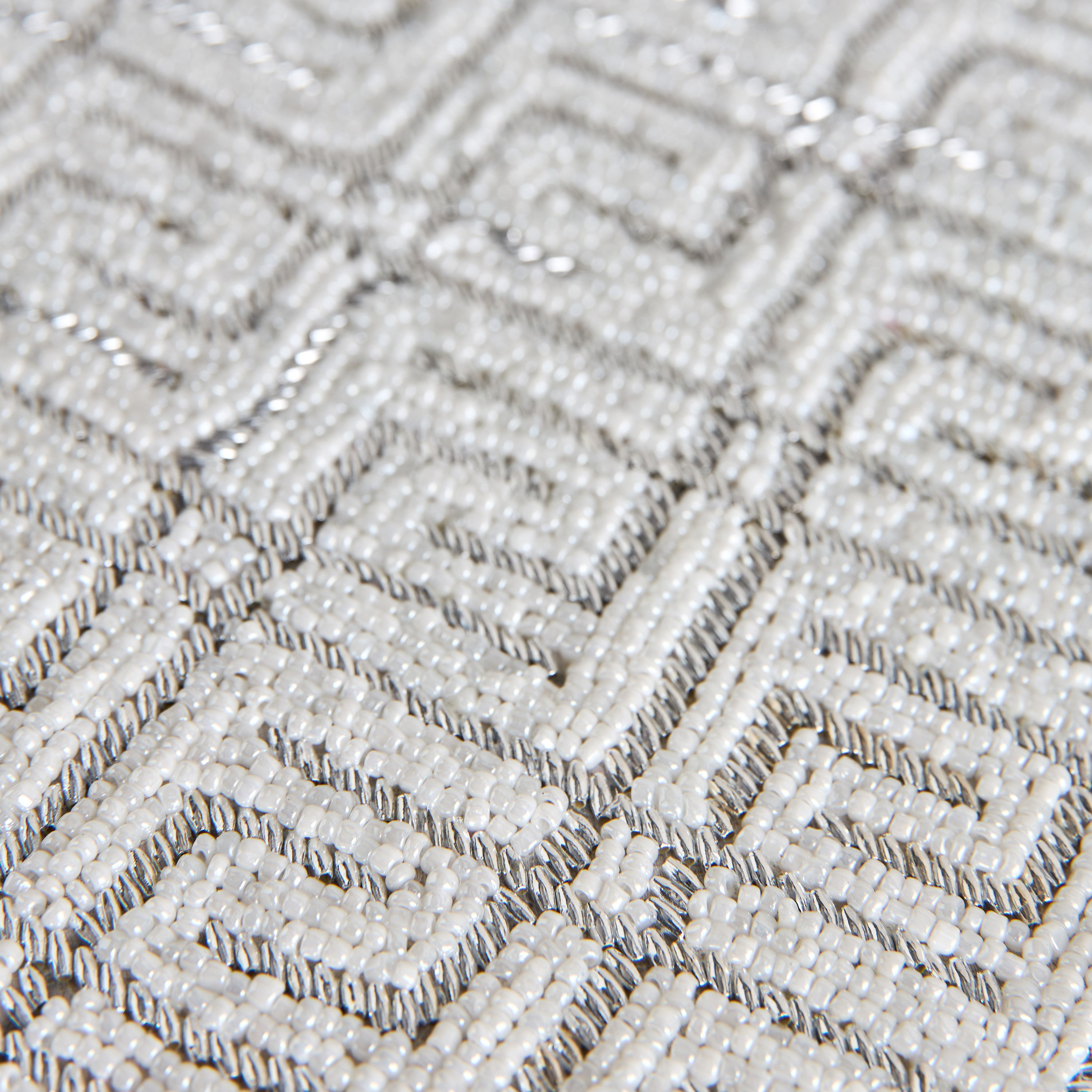 لبادة صحون مزينة بالخرز من جليتز- 30 سم-hbxhomeware-kitchenware-kitchenlinens-image-4