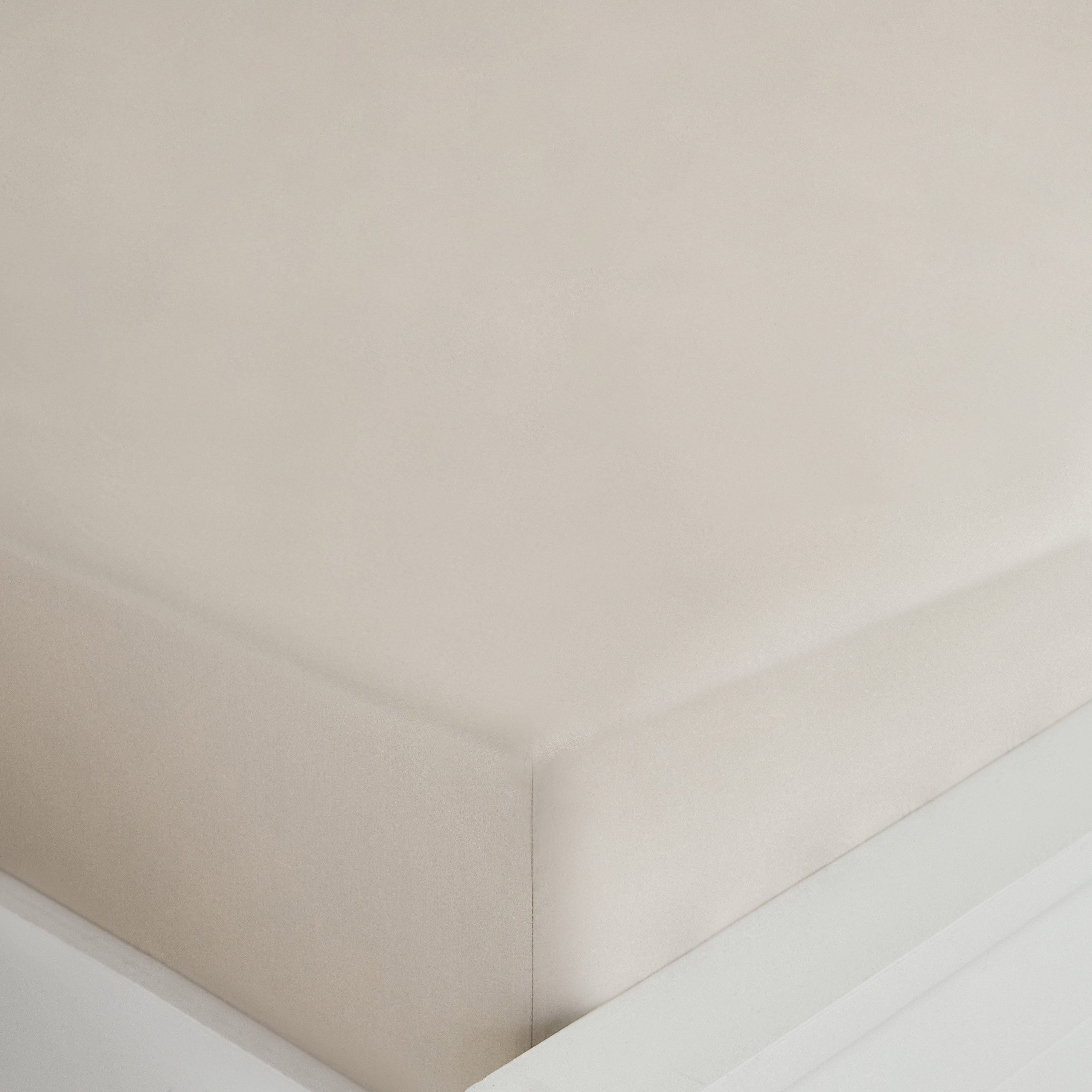 Purely Percale 300 TC Super King Fitted Sheet - 200x200+40 cm-hbxhomeware-hbxbedroom-image-7