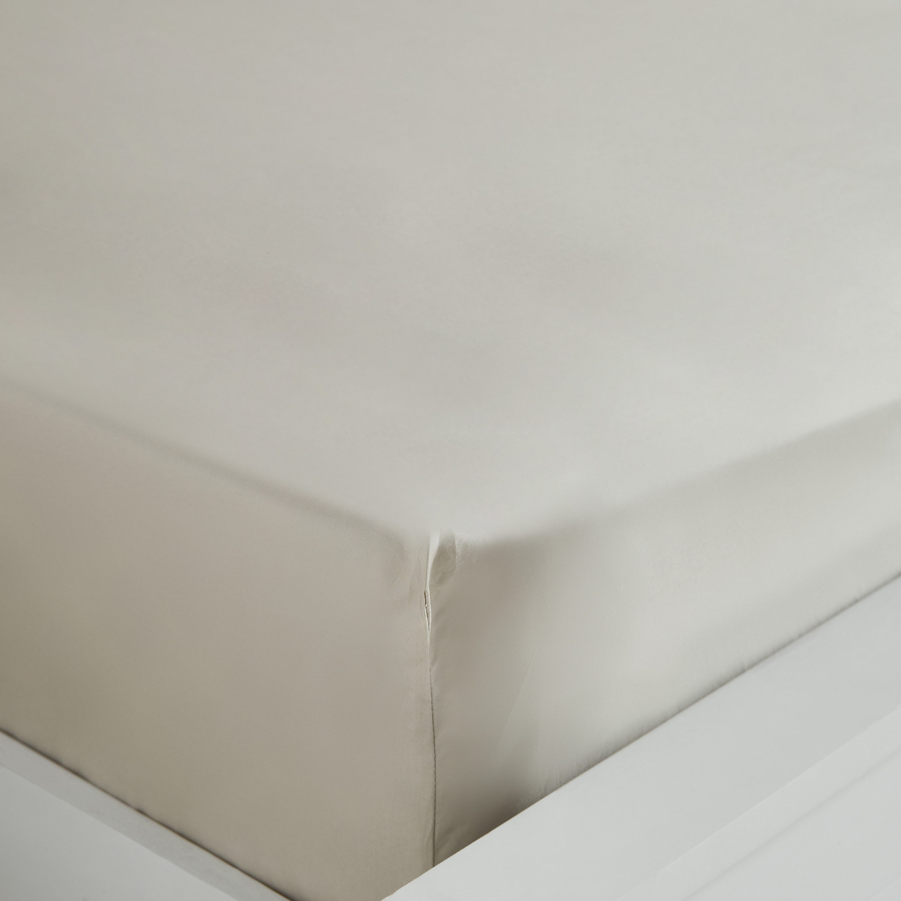 Purely Percale Olympic Queen Fitted Sheet - 160x200+40 cm-hbxhomeware-hbxbedroom-image-7