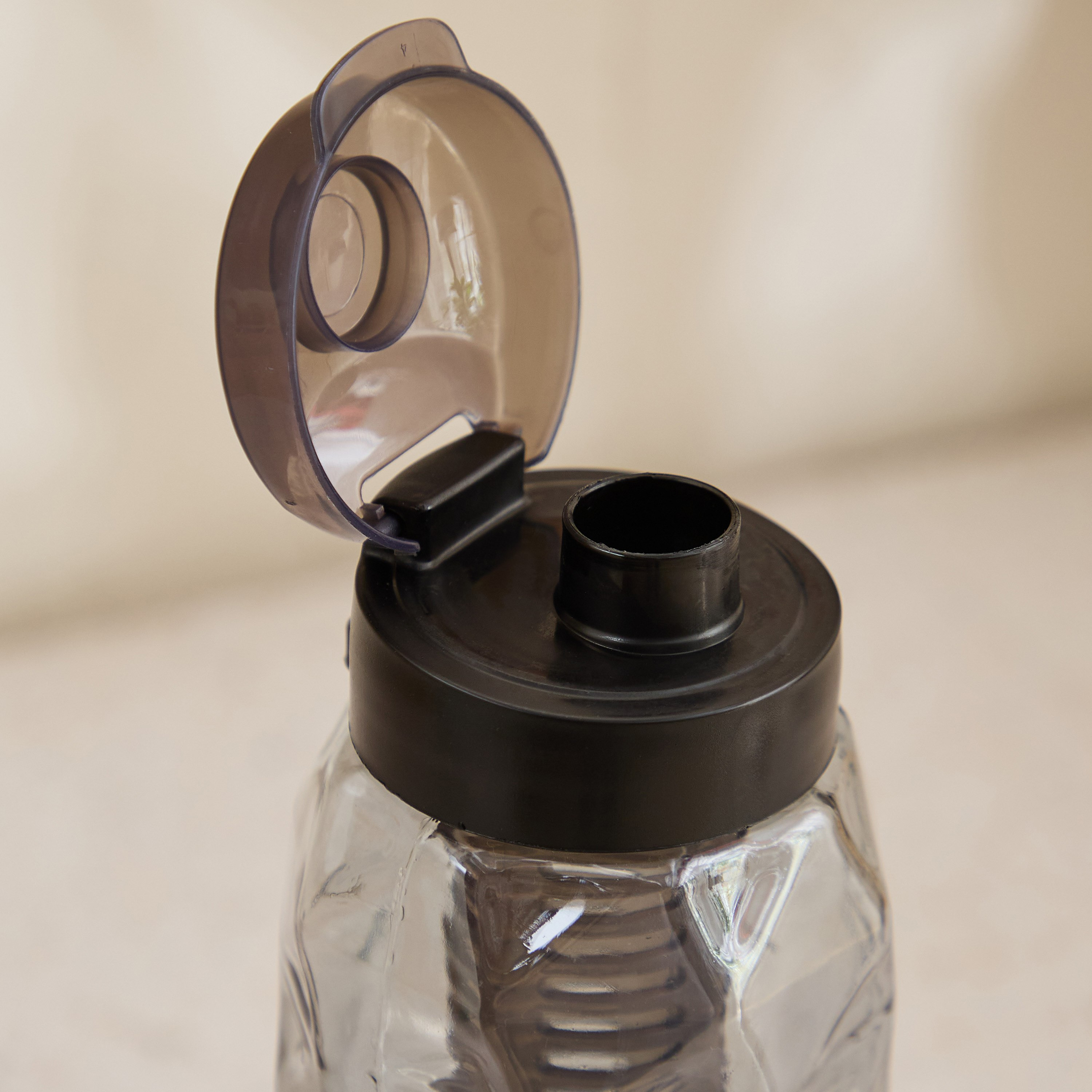 قارورة مياه مع مصفاة من سبكترا - 1 لتر-hbxhomeware-diningandtabletop-bottles-image-4