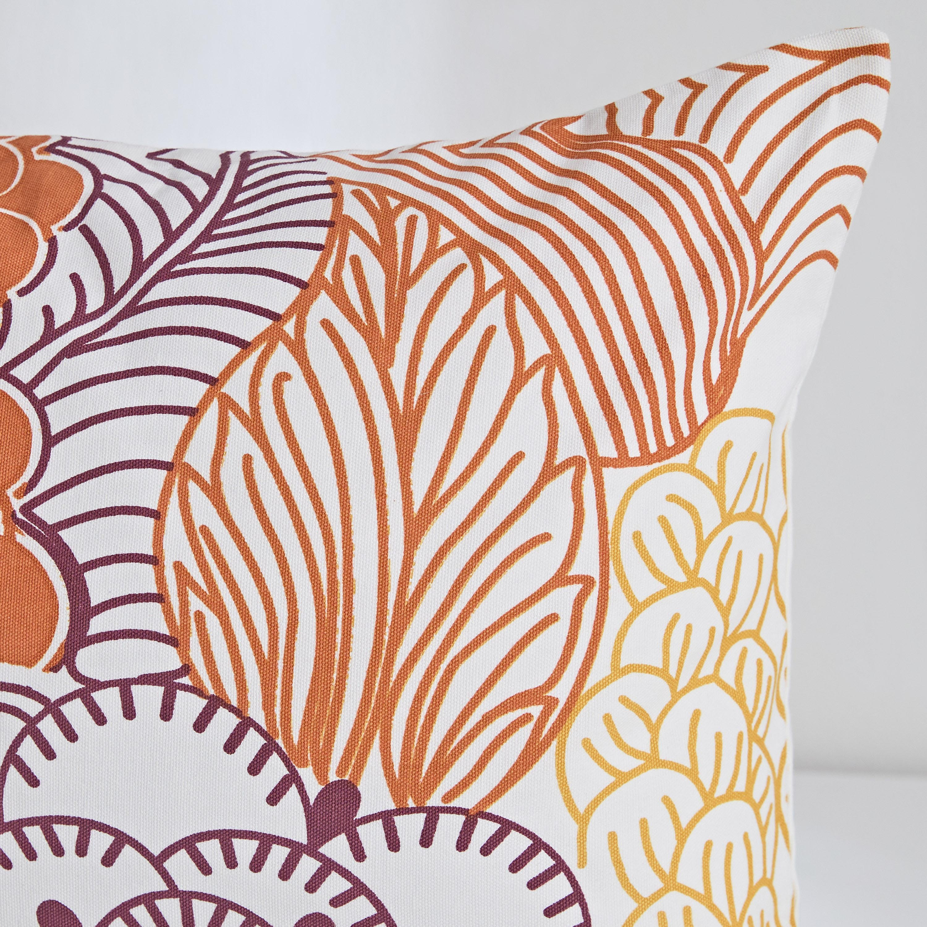 غطاء وسادة بطبعات من نوفا آميليا - 40x65 سم-hbxhomeware-cushionsandcovers-cushioncovers-image-2