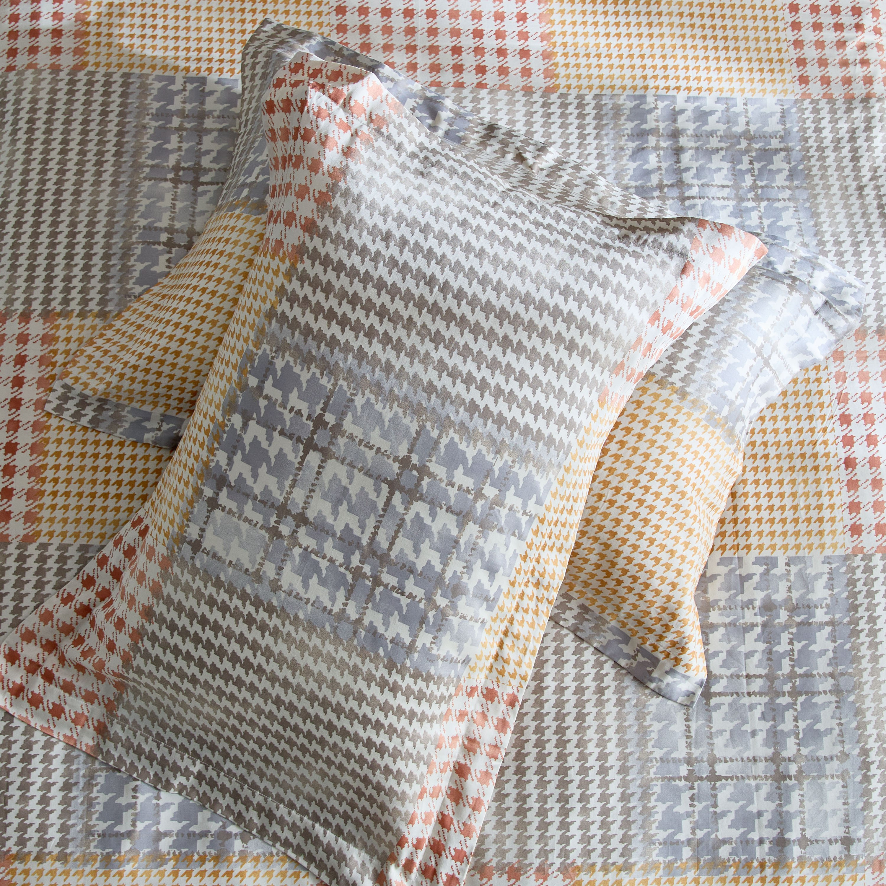 Houston Veilth 3-Piece Printed Cotton Twin Duvet Quilt Cover Set - 150x220 cm-hbxhomeware-hbxbedroom-image-6