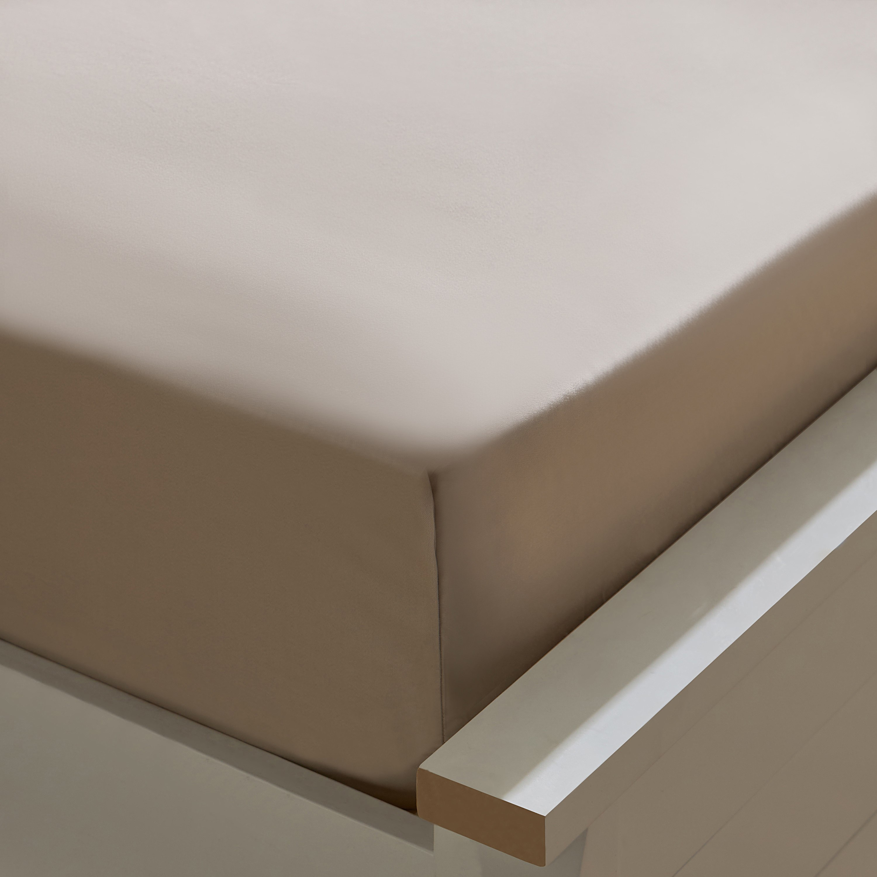 Opulent Luxe 400TC Cotton Solid Super King Fitted Sheet - 200x200+40 cm-hbxhomeware-hbxbedroom-image-5