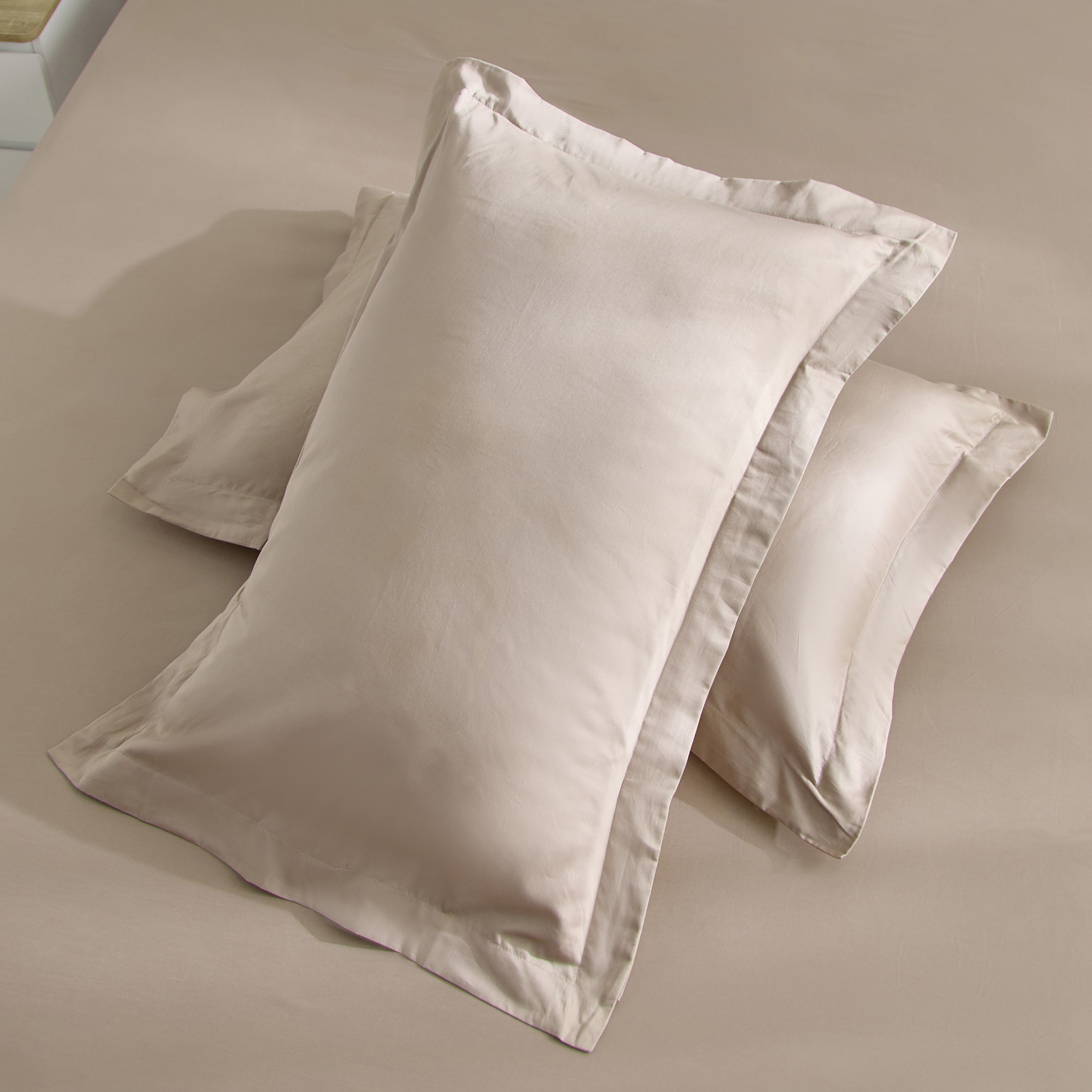 طقم غطاء وسادة قطن قطعتين سادة من أوبولينت لوكس - 50x75 سم-hbxhomeware-hbxbedroom-image-5