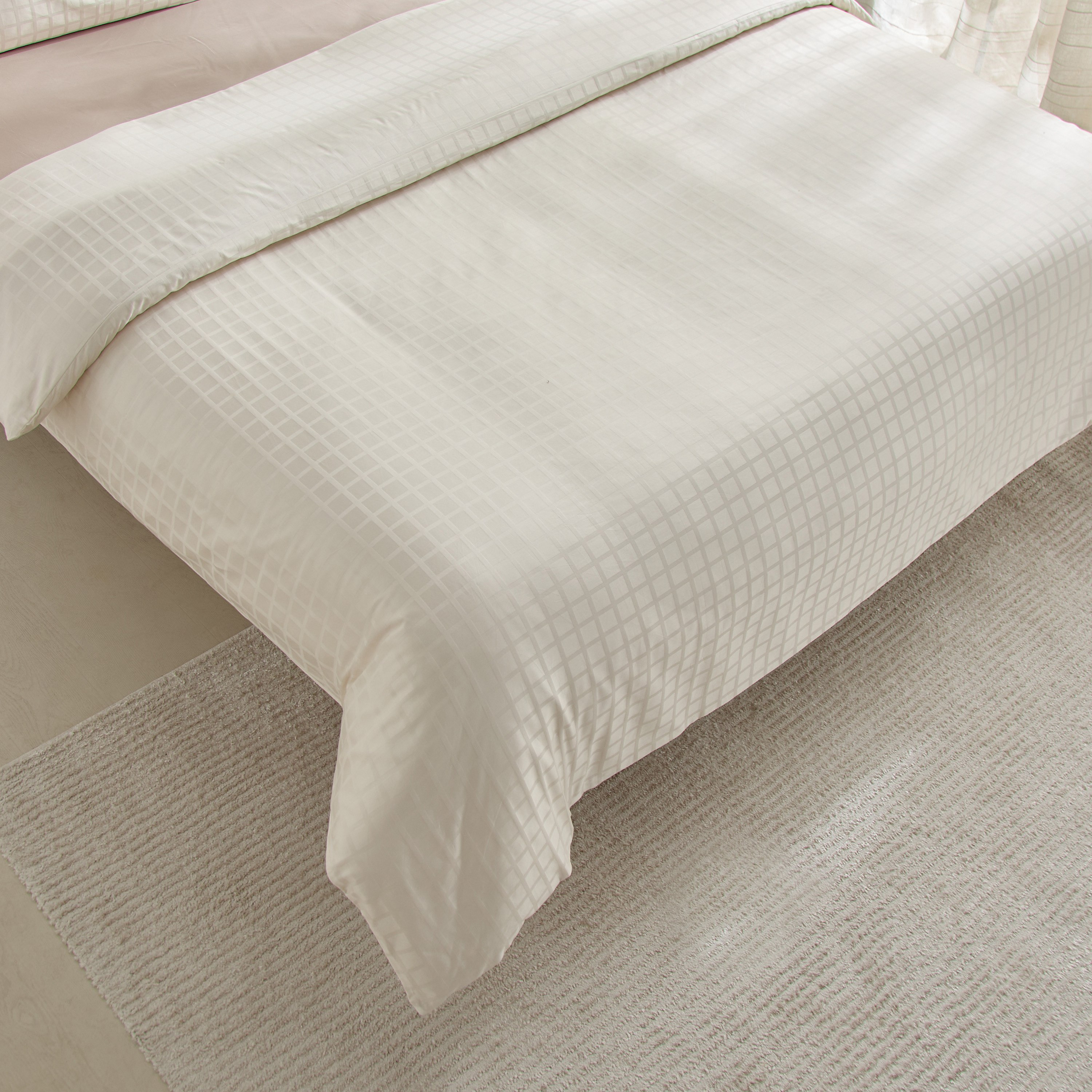 Opulent Luxe 400 Thread Count 3-Piece Cotton Solid Dobby Queen King Duvet Cover Set - 220x220 cm-hbxhomeware-hbxbedroom-image-5