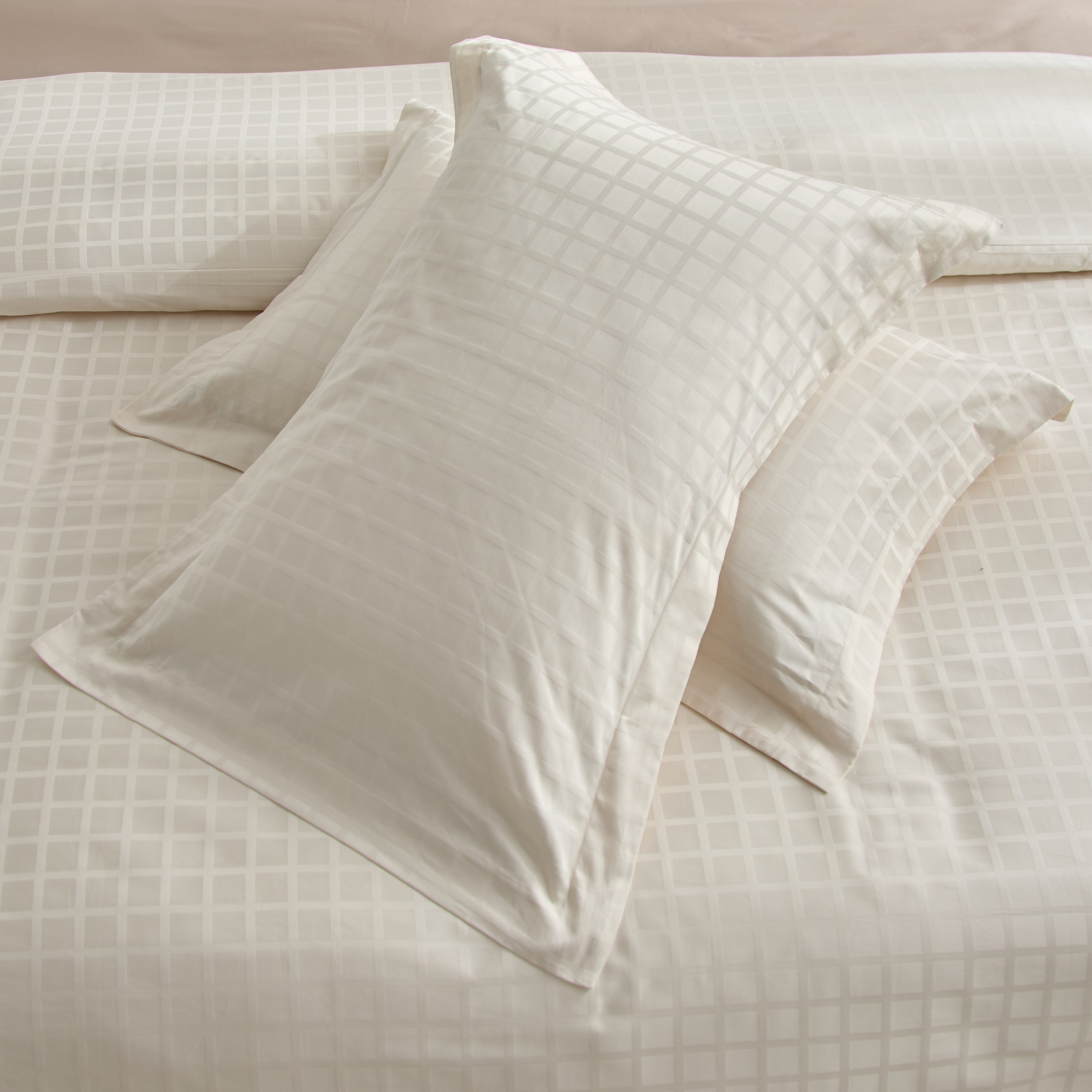 Opulent Luxe 400 Thread Count 3-Piece Cotton Solid Dobby Queen King Duvet Cover Set - 220x220 cm-hbxhomeware-hbxbedroom-image-7
