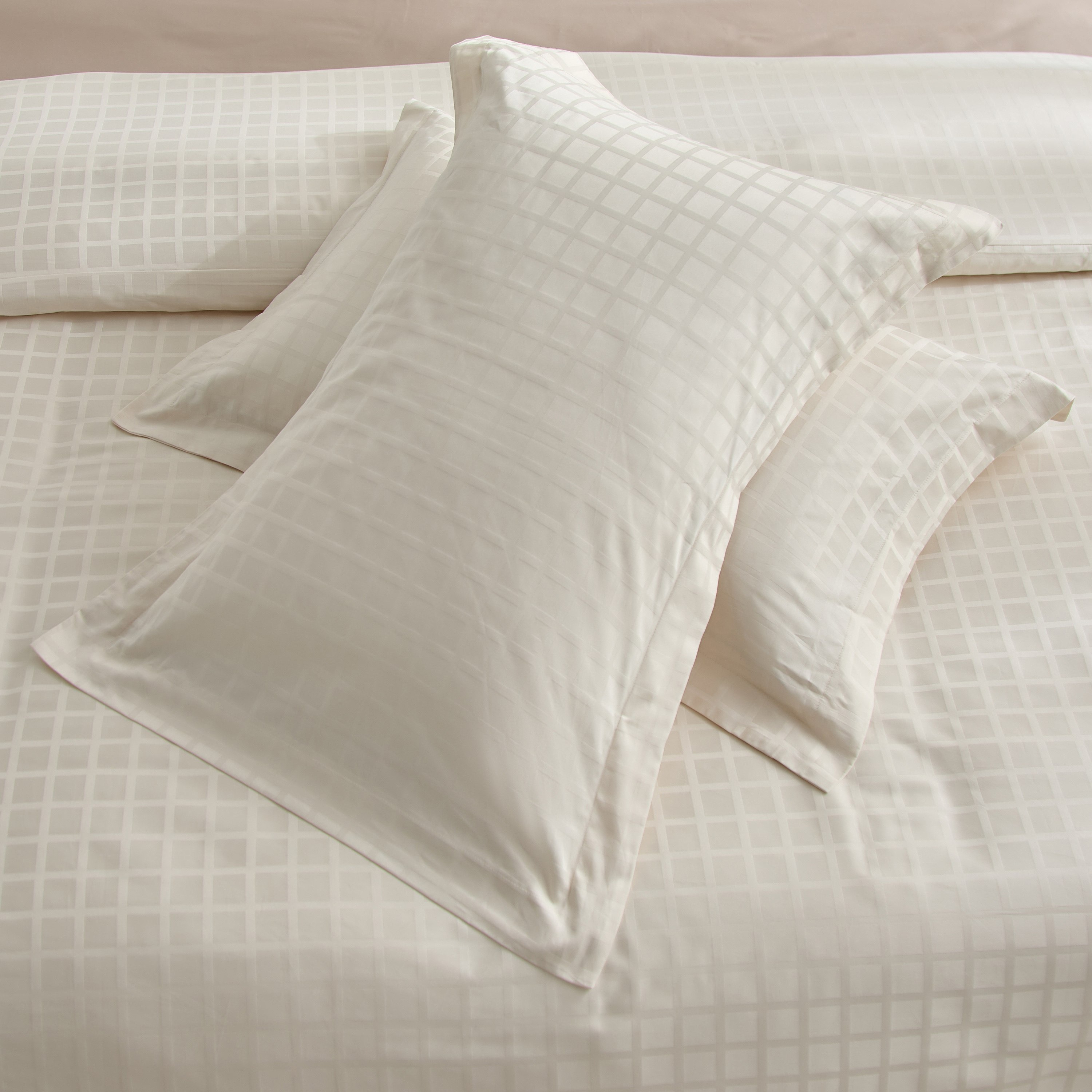 Opulent Luxe 3-Piece 400TC Cotton Solid Dobby Super King Duvet Cover Set - 220x240 cm-hbxhomeware-hbxbedroom-image-7