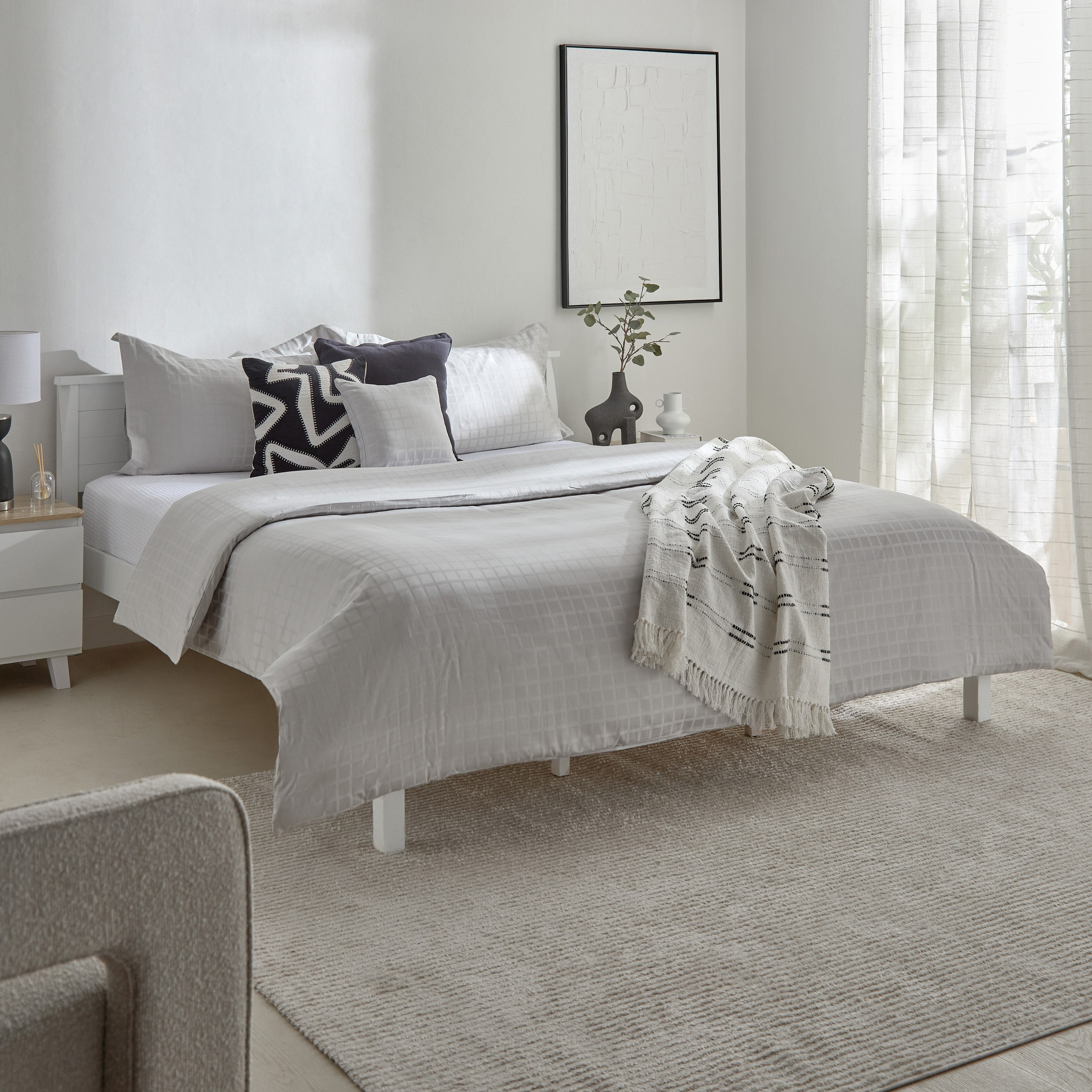 Opulent Luxe 400 Thread Count 3-Piece Cotton Solid Dobby Queen King Duvet Cover Set - 220x220 cm-hbxhomeware-hbxbedroom-image-10