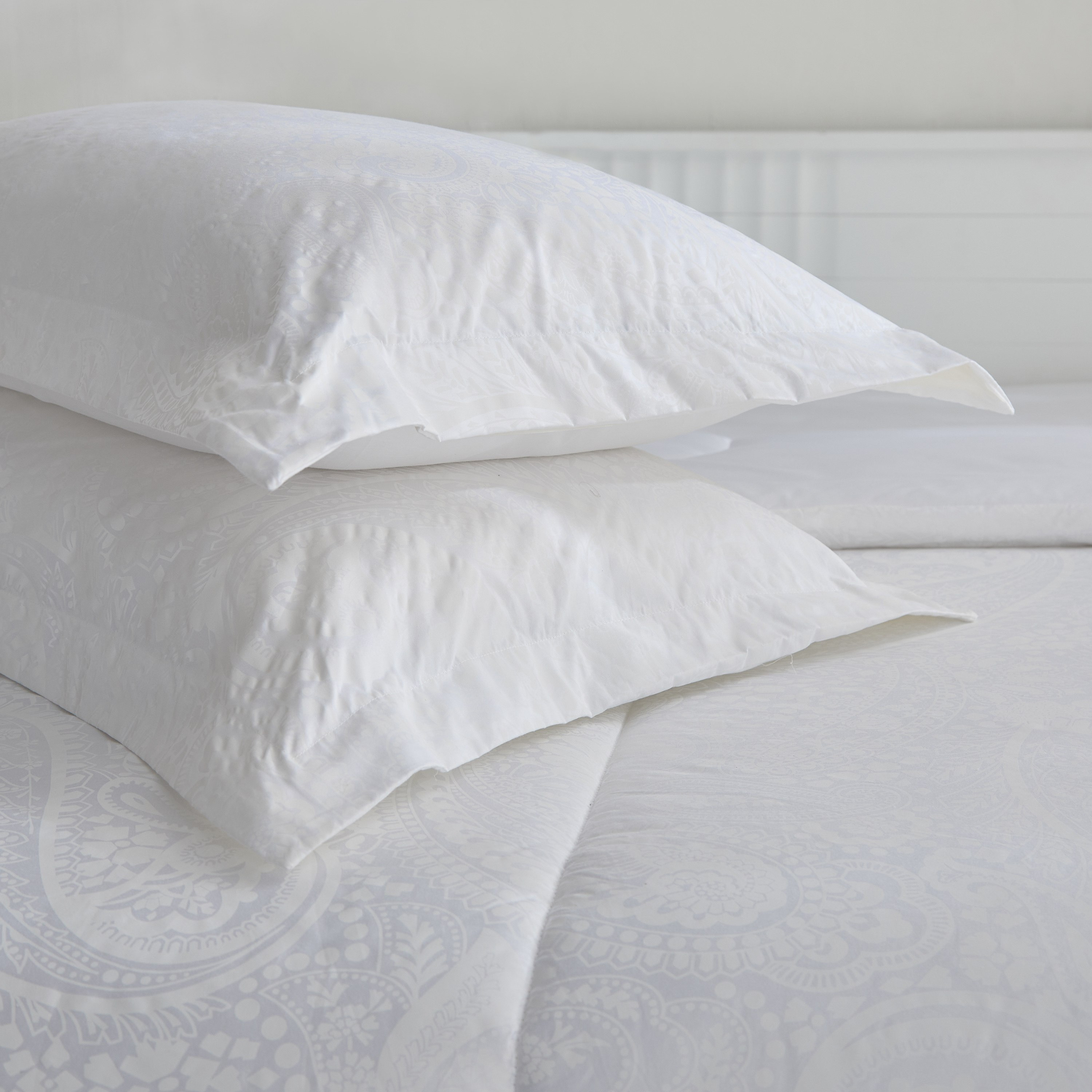 Opulent Luxe 400 Thread Count 3-Piece Cotton Jacquard Khadi Super King Duvet Cover Set - 220x240 cm-hbxhomeware-hbxbedroom-image-8