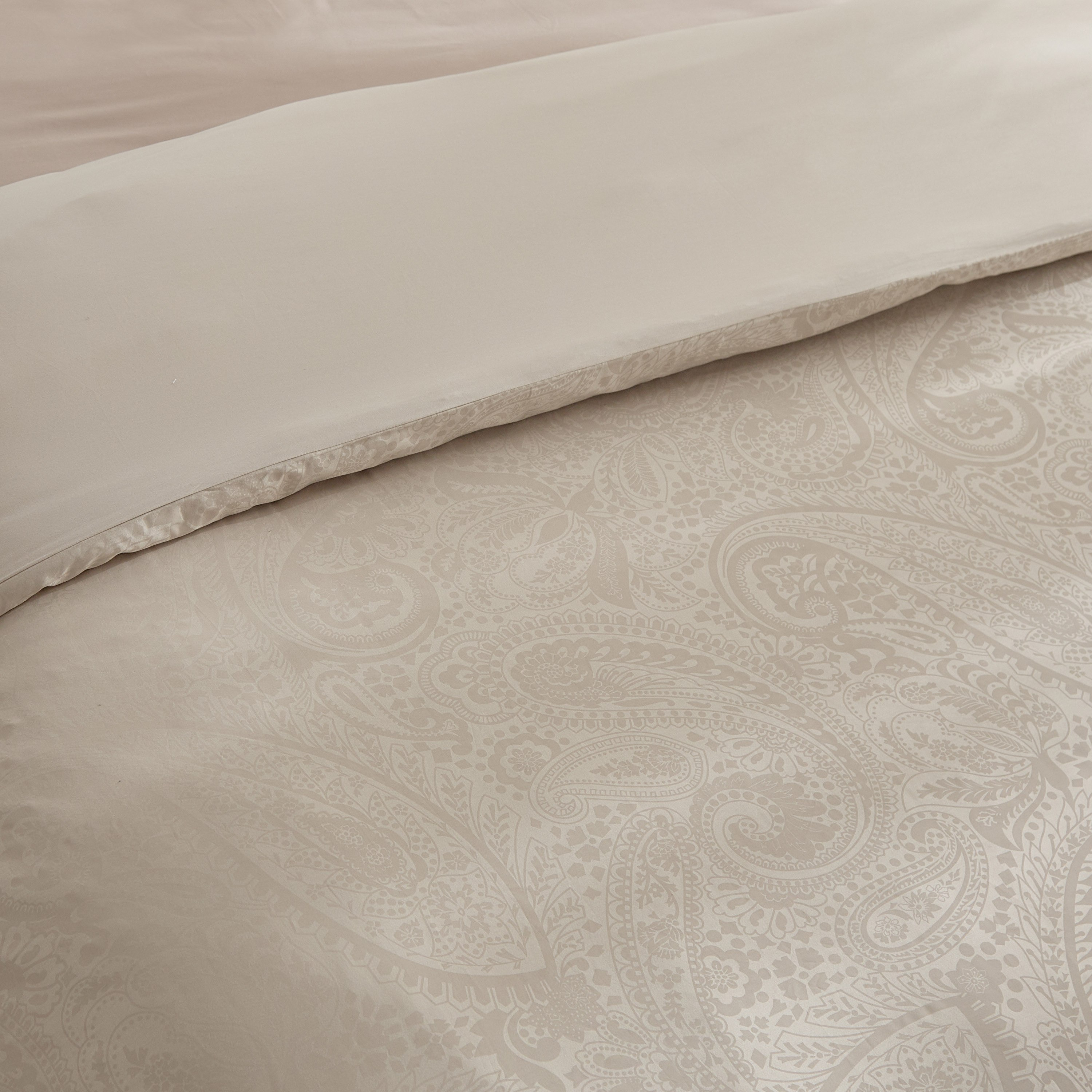 Opulent Luxe 400 Thread Count 3-Piece Cotton Jacquard Khadi Super King Duvet Cover Set - 220x240 cm-hbxhomeware-hbxbedroom-image-5