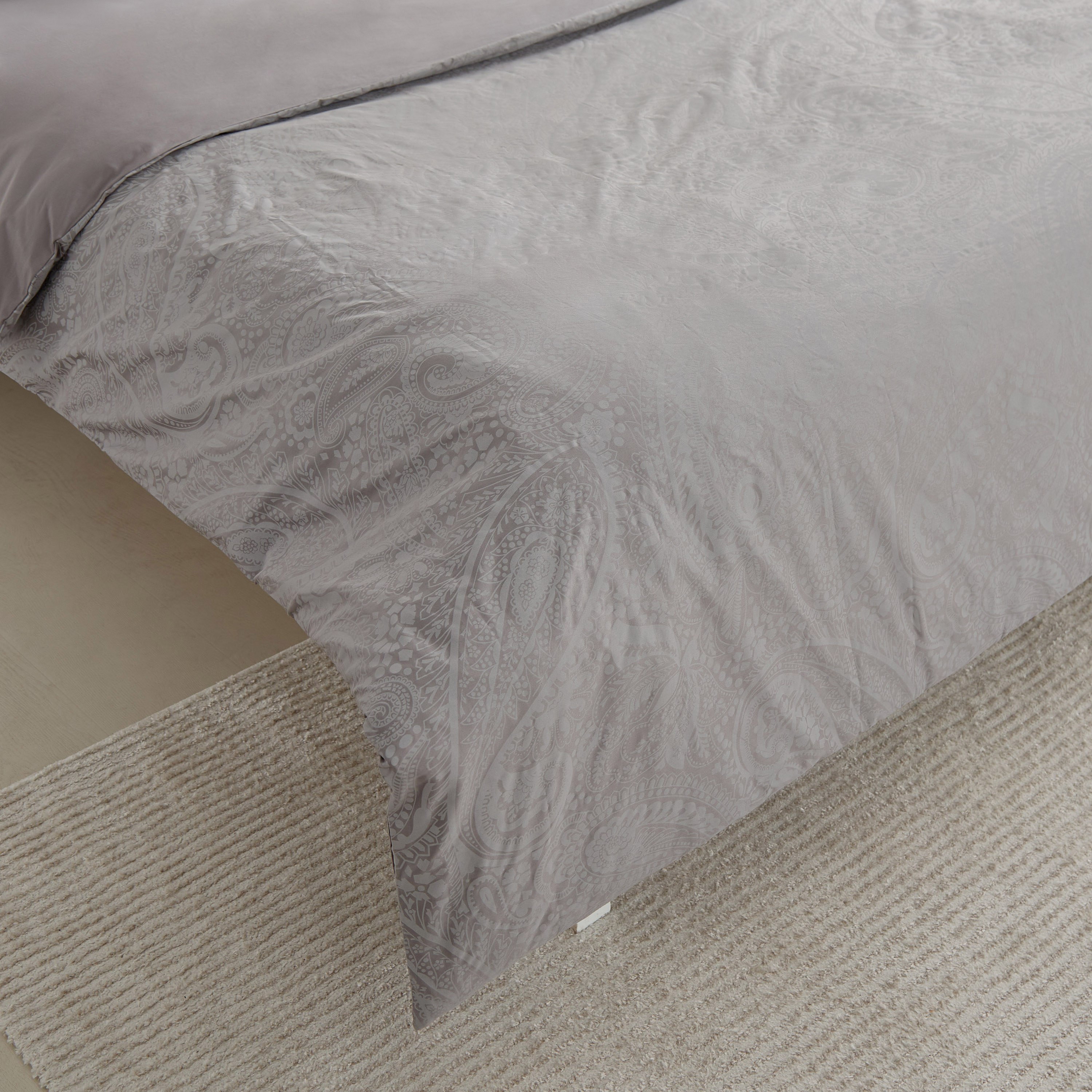 Opulent Luxe 400 Thread Count 3-Piece Cotton Jacquard Khadi Super King Duvet Cover Set - 220x240 cm-hbxhomeware-hbxbedroom-image-6
