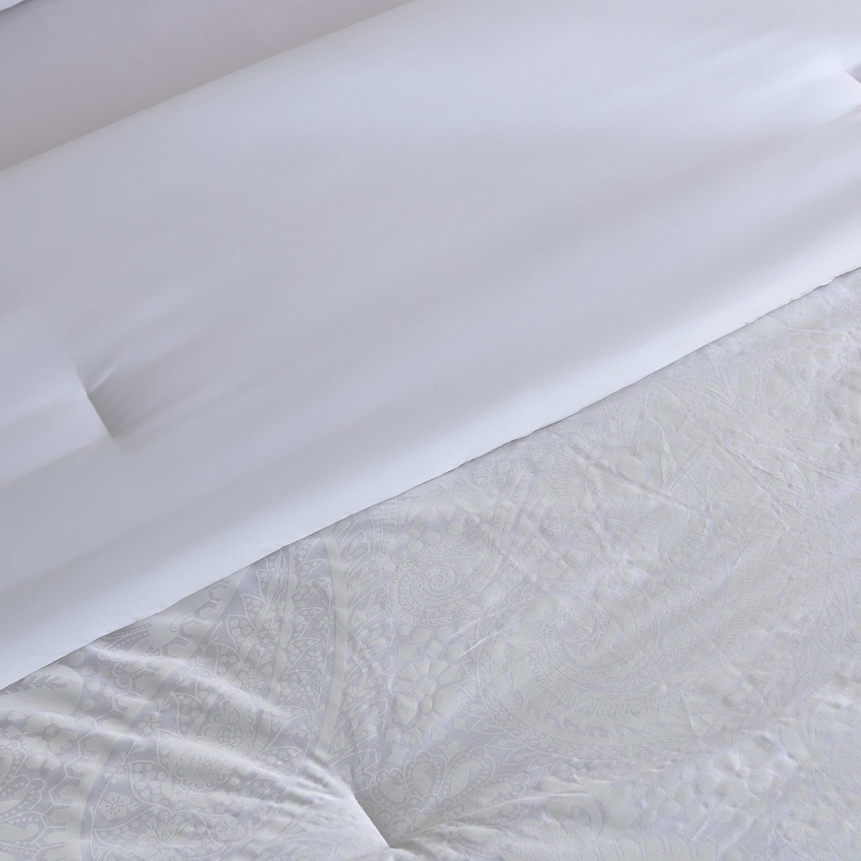 Opulent Luxe 400 Thread Count 5-Piece Jacquard Khadi Print Cotton King Comforter Set - 220x240 cm-hbxhomeware-hbxbedroom-image-3