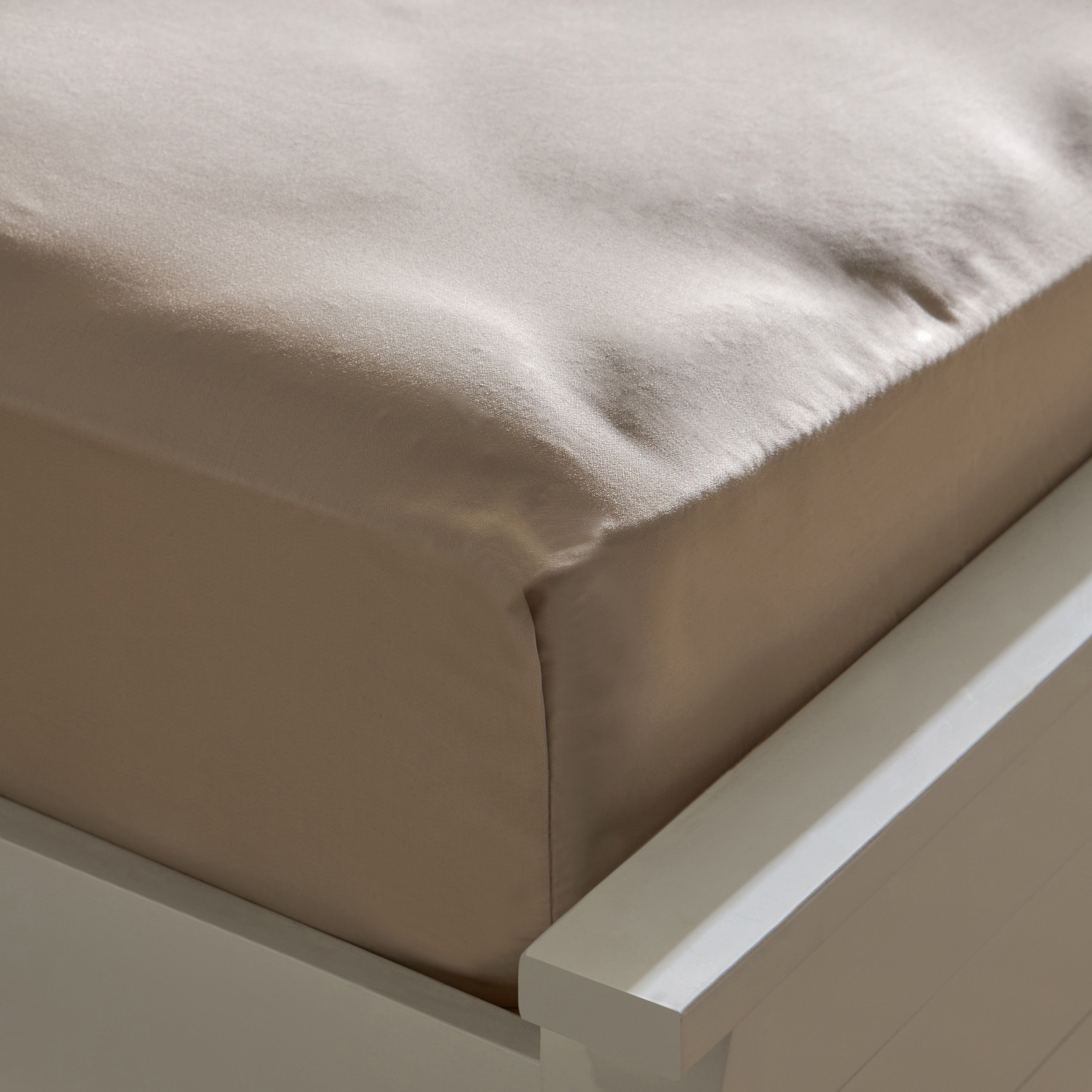Opulent Luxe 400TC Cotton Solid Olympic Queen Fitted Sheet - 160x200+40 cm-hbxhomeware-hbxbedroom-image-5