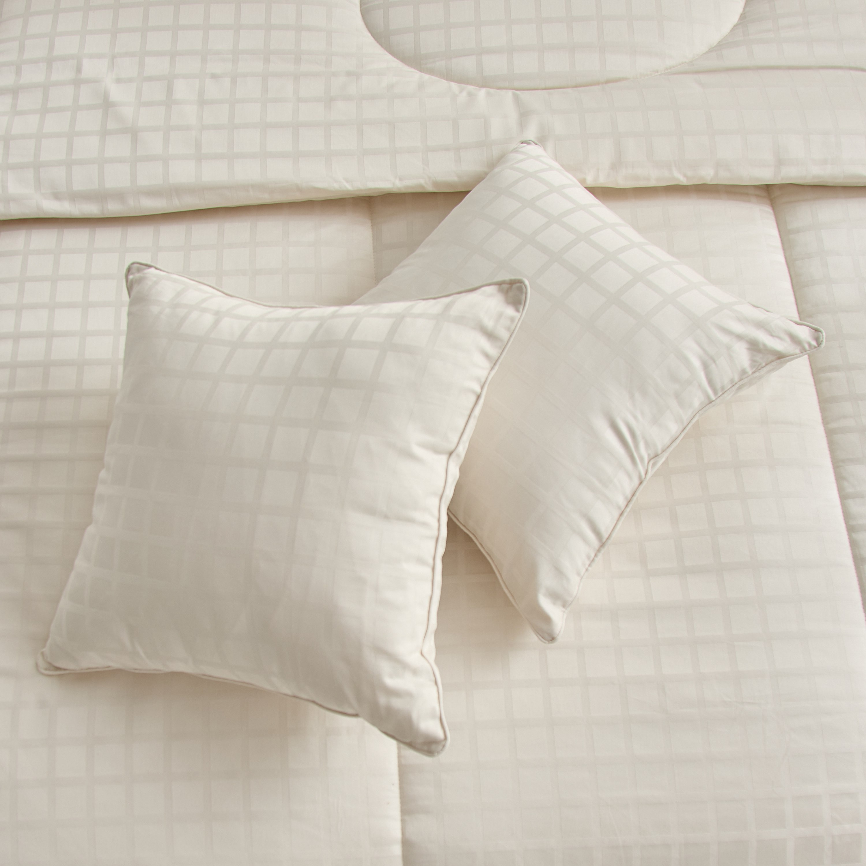 طقم لحاف سوبر كينج قطن 5 قطع دوبي سادة من أوبولينت لوكس - 240x240 سم-hbxhomeware-hbxbedroom-image-7