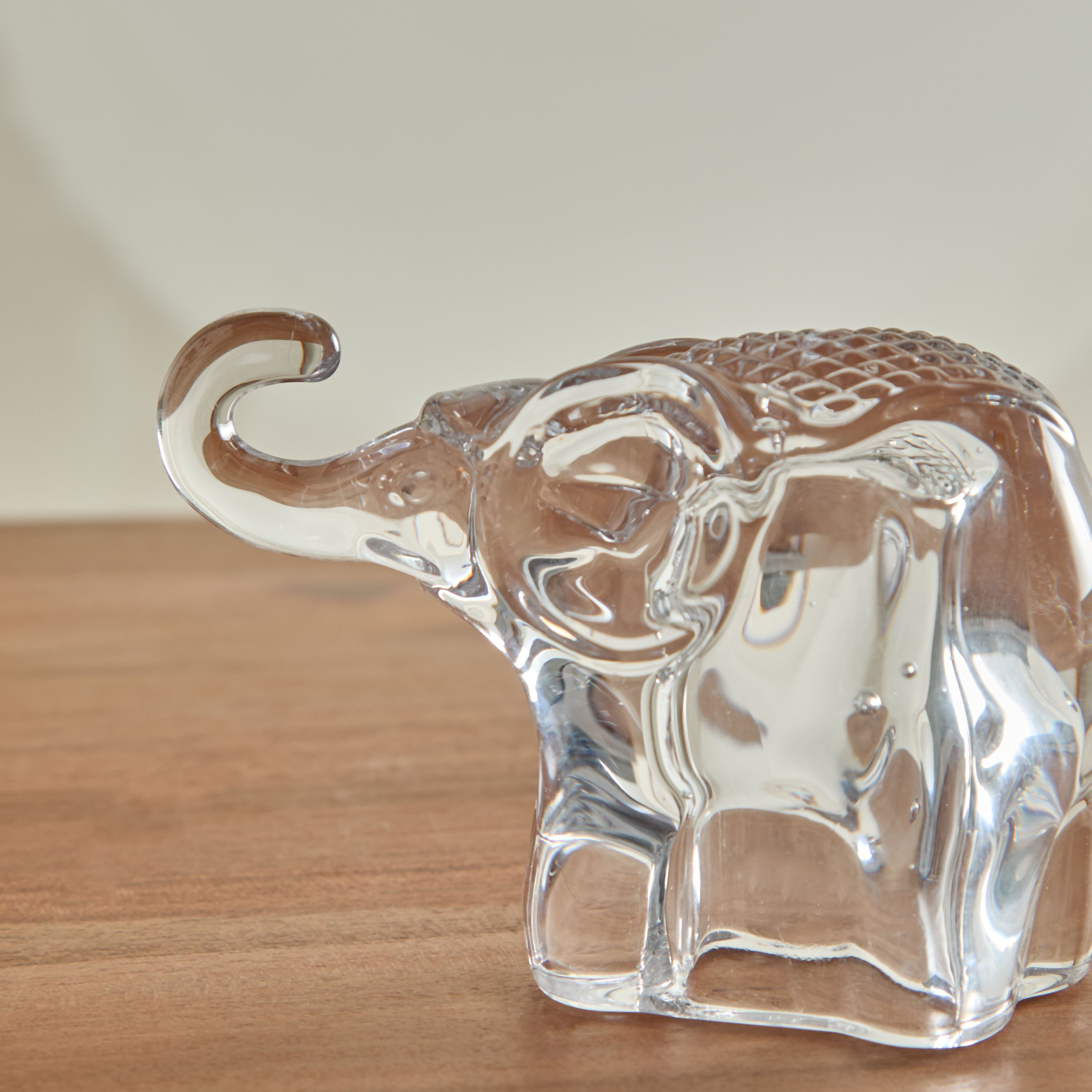 قطعة ديكور زجاجية من فيجا - 11.7x5x8.5 سم-hbxhomeware-homedecor-figurinesandornaments-image-3