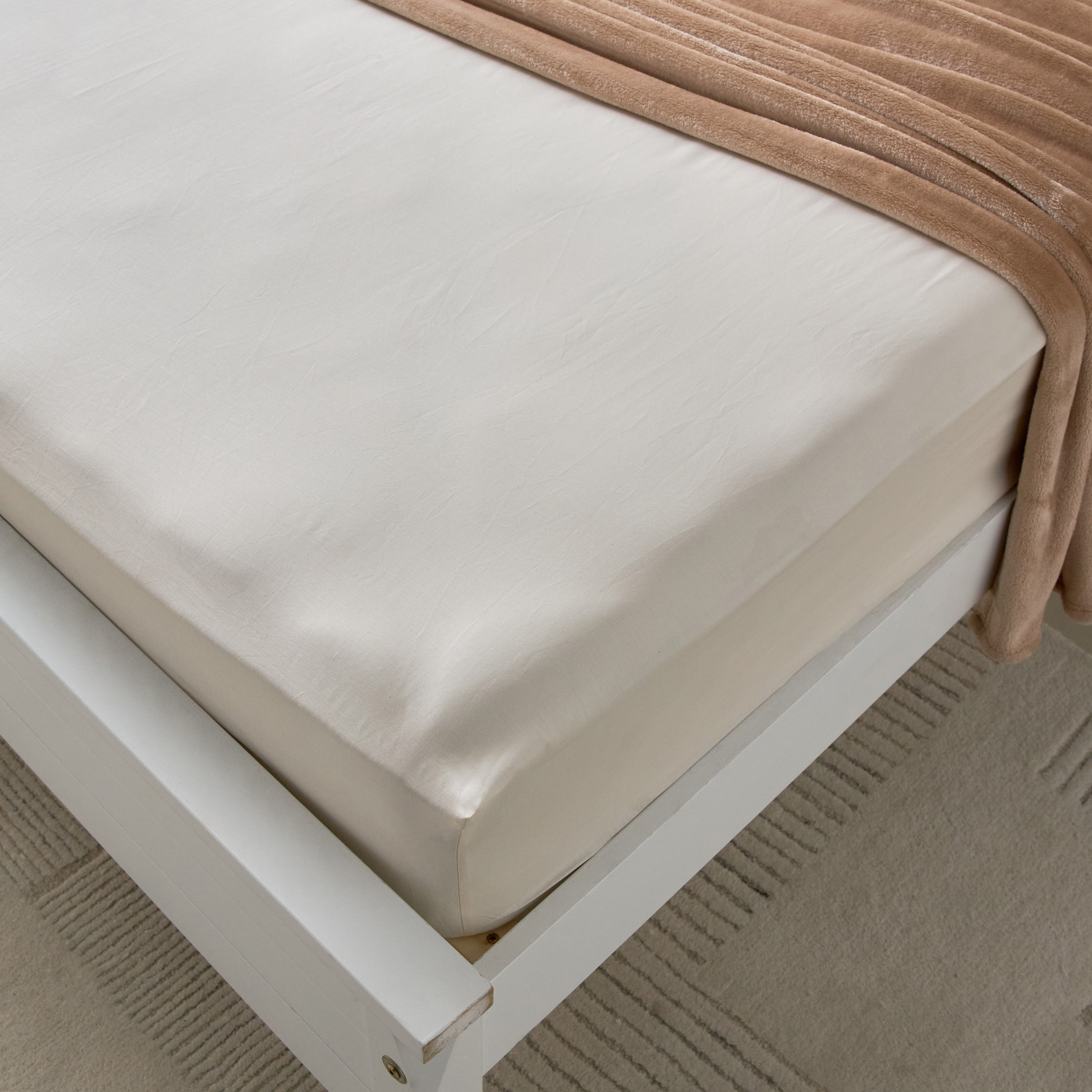 Essential King Cotton Fitted Sheet - 180x200+36 cm-hbxhomeware-hbxbedroom-image-1