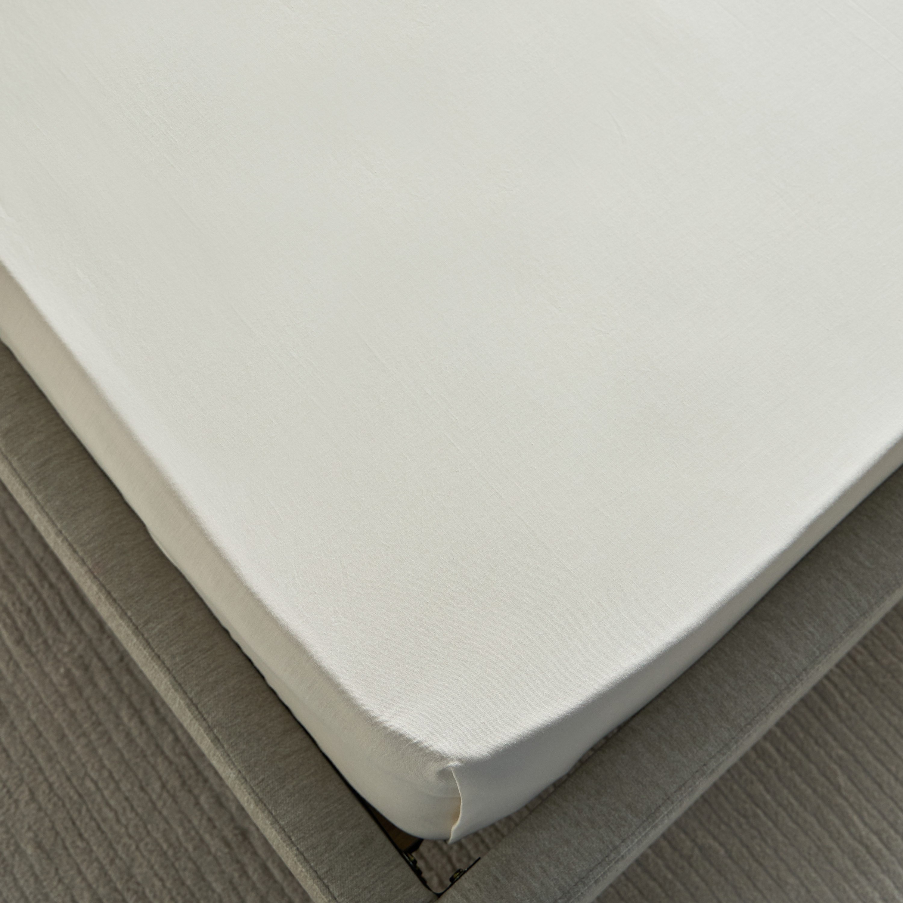 شرشف مسطح توين قطن من إسنشيال - 170x260 سم-hbxhomeware-hbxbedroom-image-4