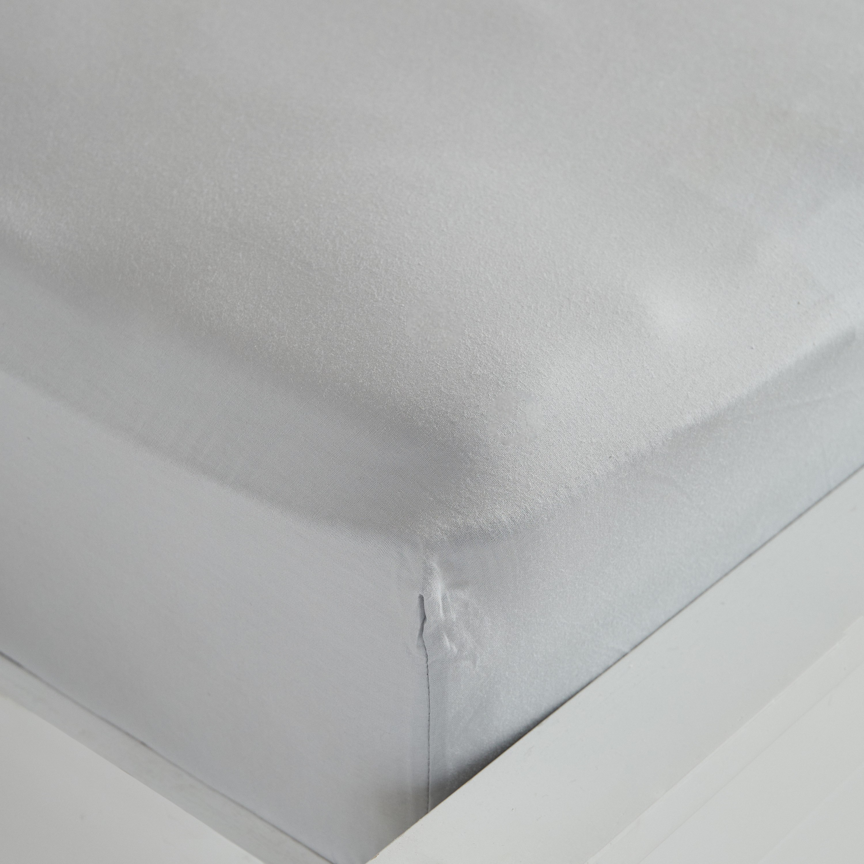 شرشف مطاطي قطن كينج سادة من إيسينشيال - 180x210+36 سم-hbxhomeware-bedding-fittedsheets-image-6