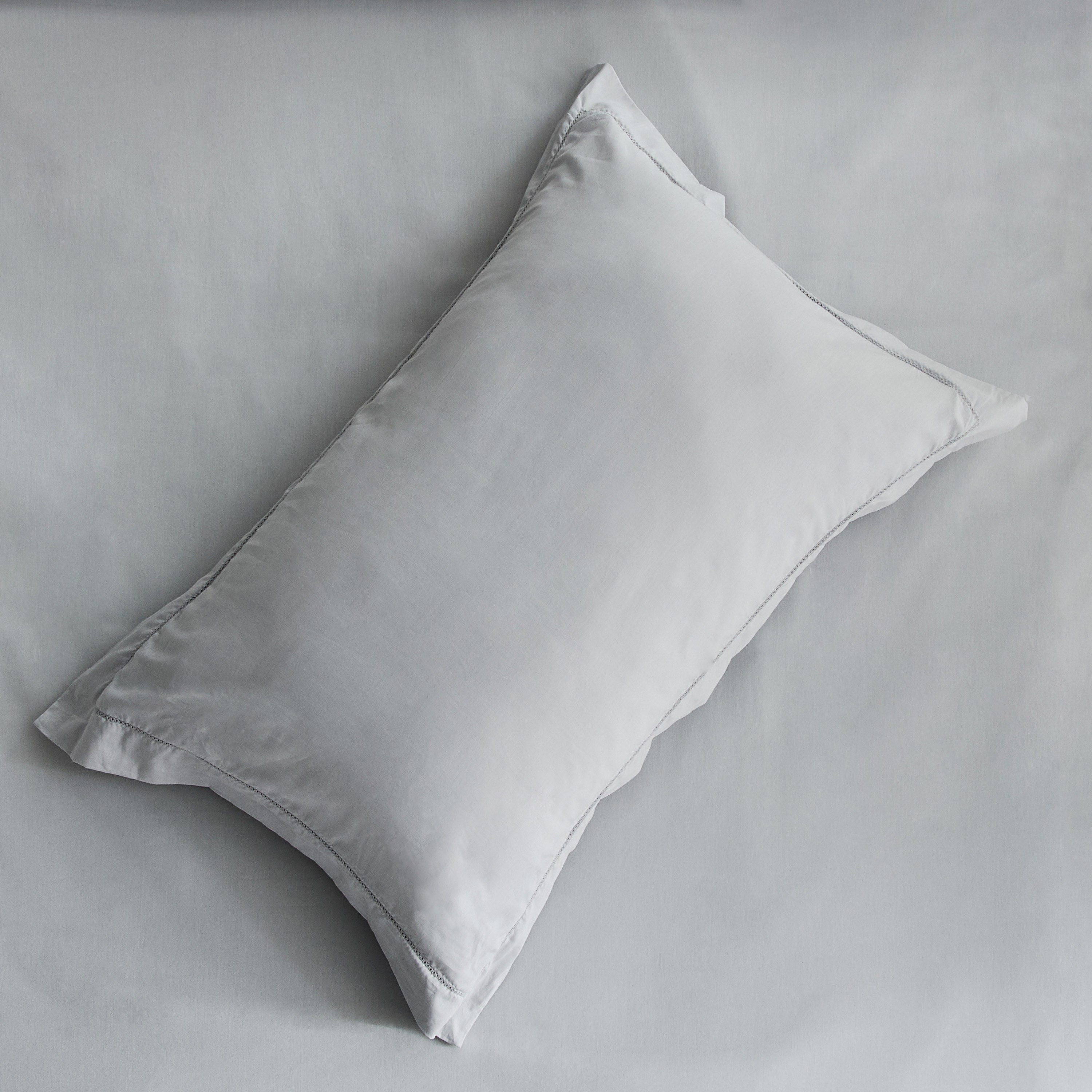 طقم غطاء لحاف فردي قطعتين  من إسينشال- 135x200 سم-hbxhomeware-hbxbedroom-image-5