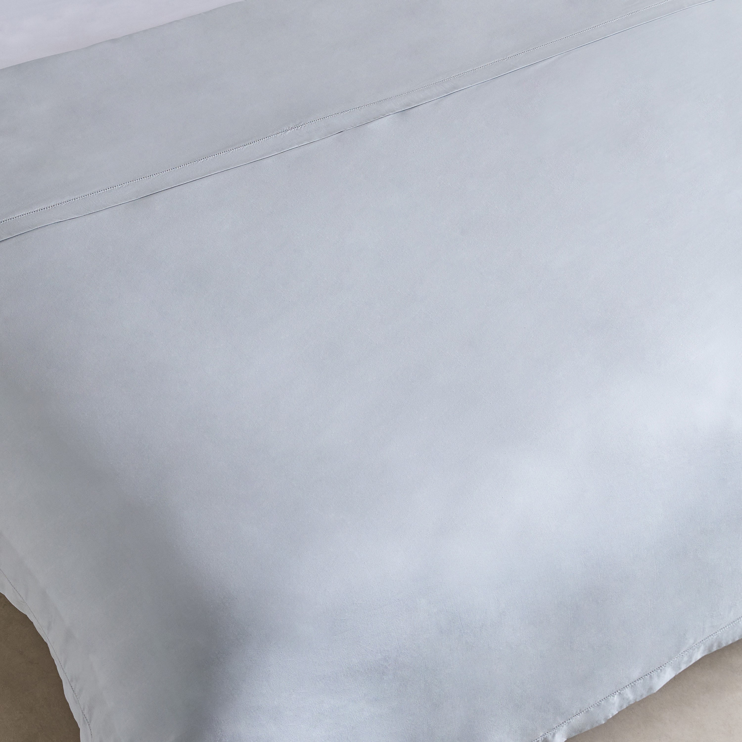 طقم غطاء لحاف كينج كوين 3 قطع - إسنشيال - 220x220 سم-hbxhomeware-hbxbedroom-image-4