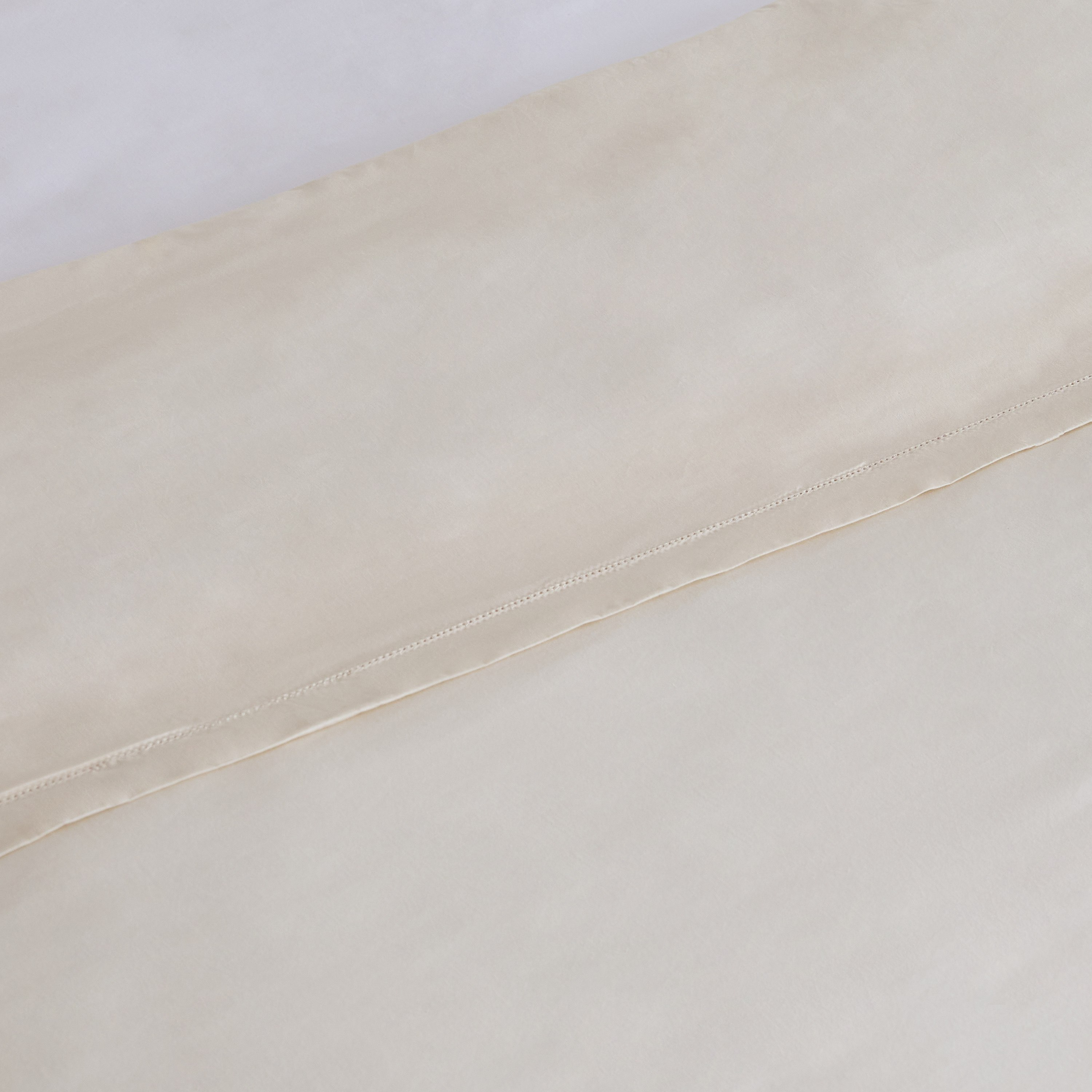طقم غطاء لحاف كينغ 3 قطع من ايسينشال - 220x220 سم-hbxhomeware-hbxbedroom-image-5