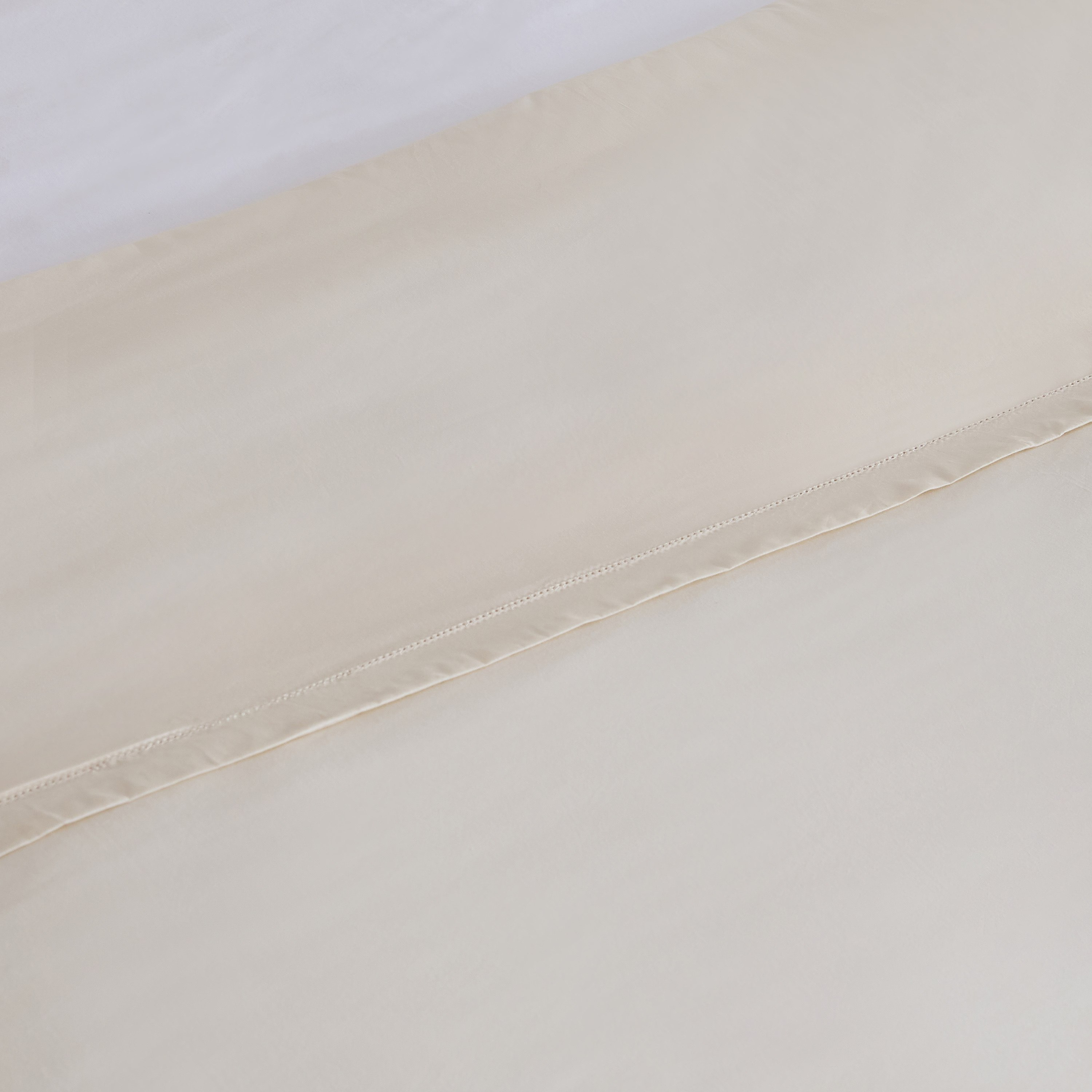طقم غطاء لحاف سوبر كينج 3 قطع من إسنشيال - 220x240 سم-hbxhomeware-hbxbedroom-image-5