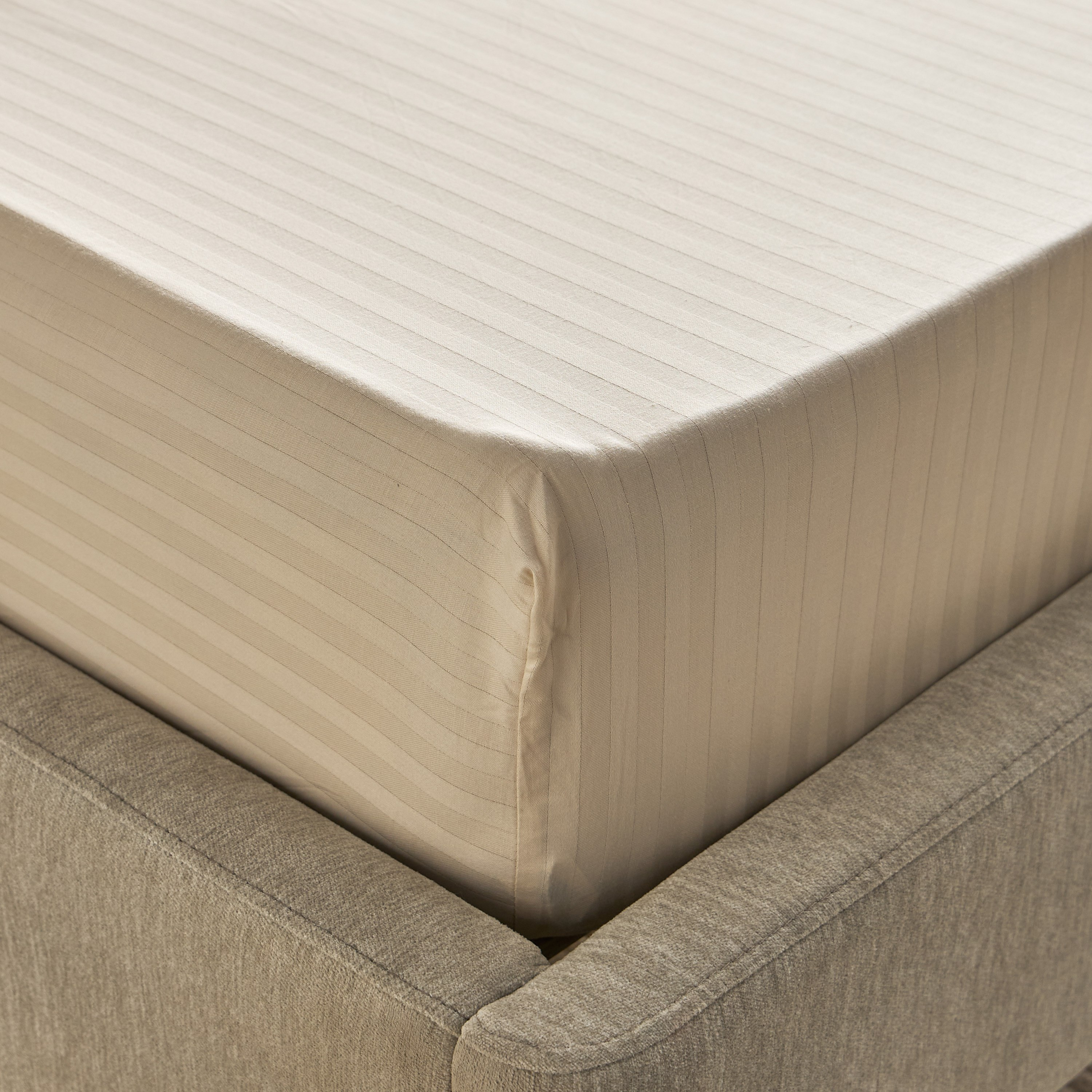 Hamilton Satin Stripe Twin Fitted Sheet - 120x200+36 cm-hbxhomeware-hbxbedroom-image-5