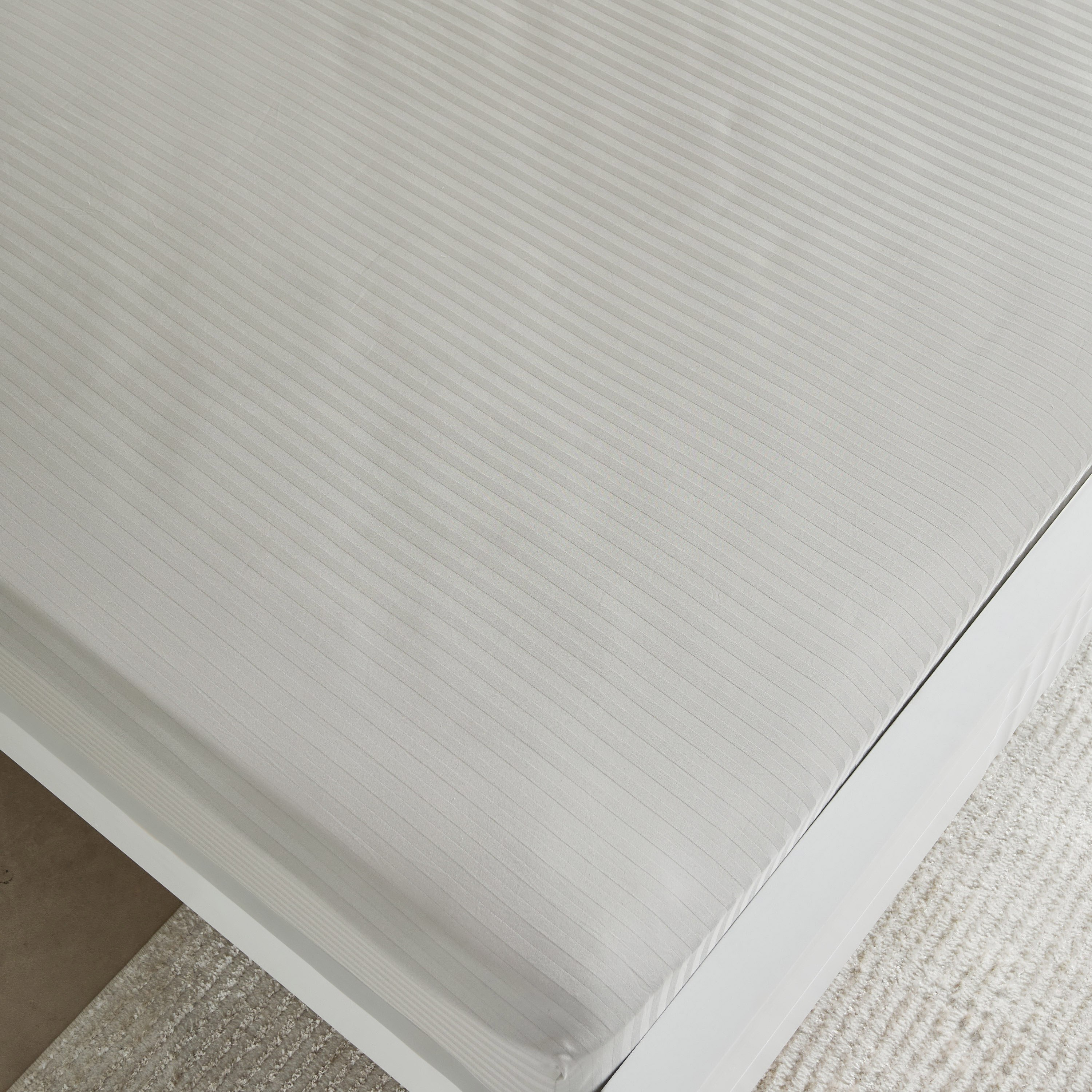 Hamilton Satin Striped Super King Fitted Sheet - 200x200+36 cm-hbxhomeware-hbxbedroom-image-4