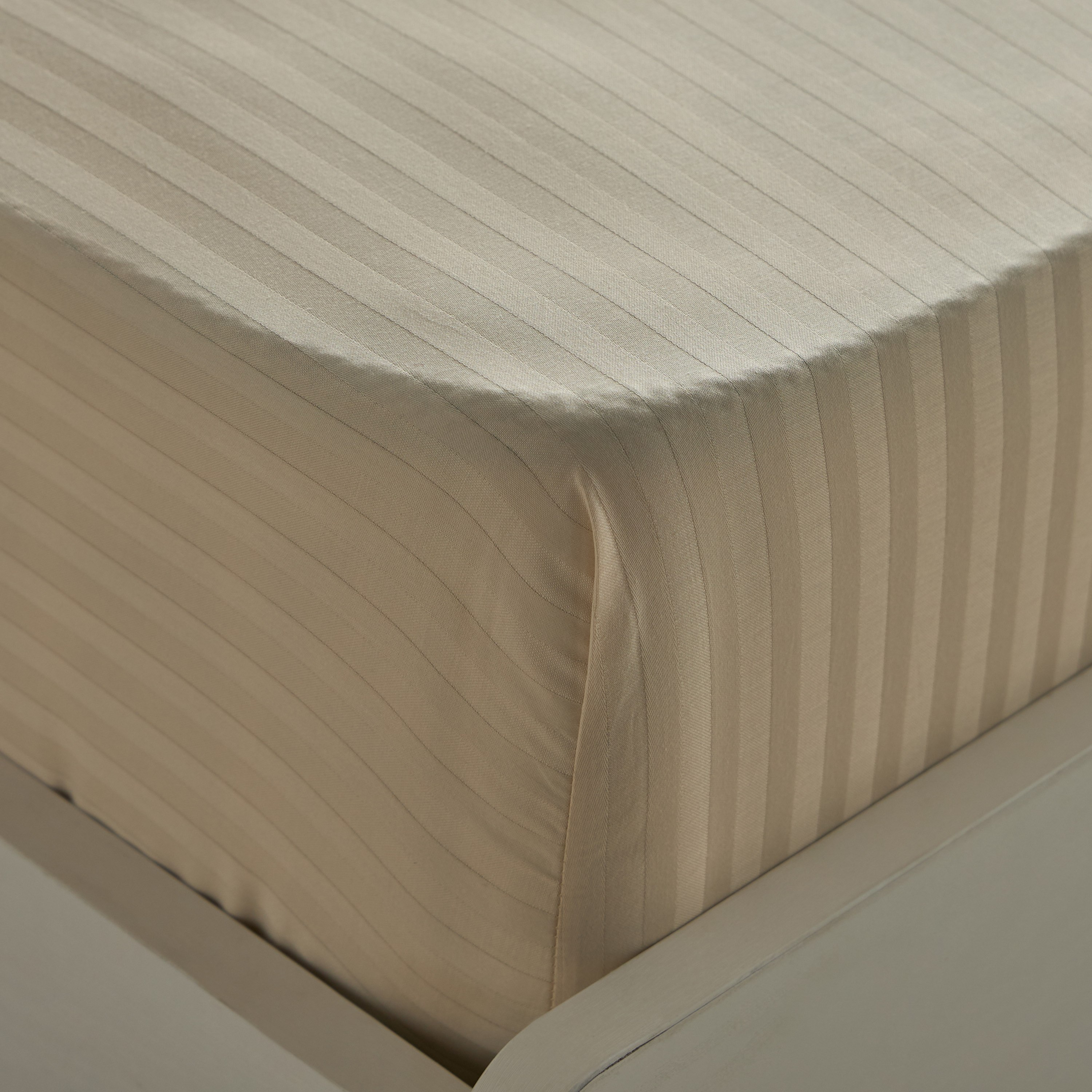 Hamilton Satin Stripe Olympic Queen Fitted Sheet - 160x200+36 cm-hbxhomeware-hbxbedroom-image-5