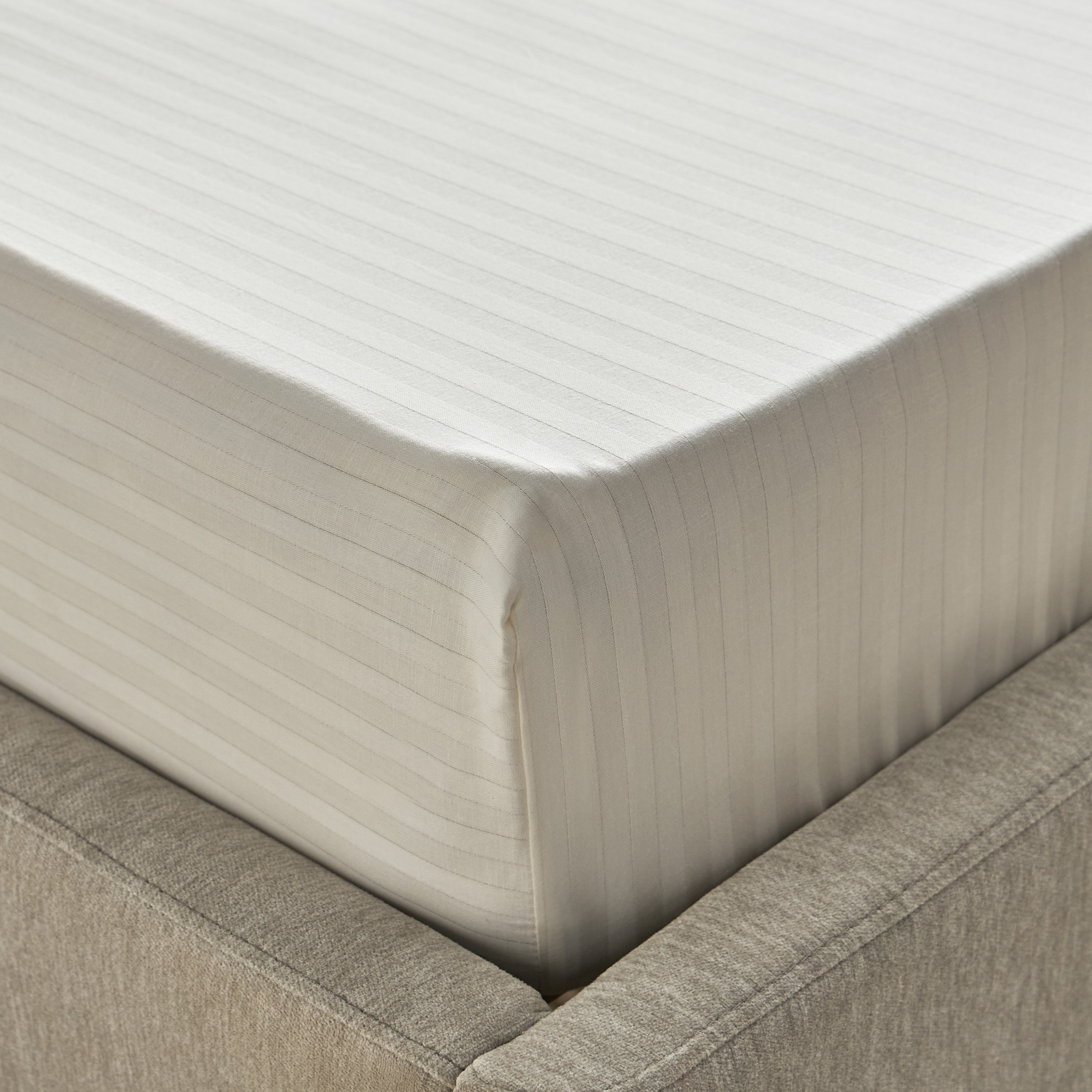 Hamilton Satin Stripe Twin Fitted Sheet - 120x200+36 cm-hbxhomeware-hbxbedroom-image-5