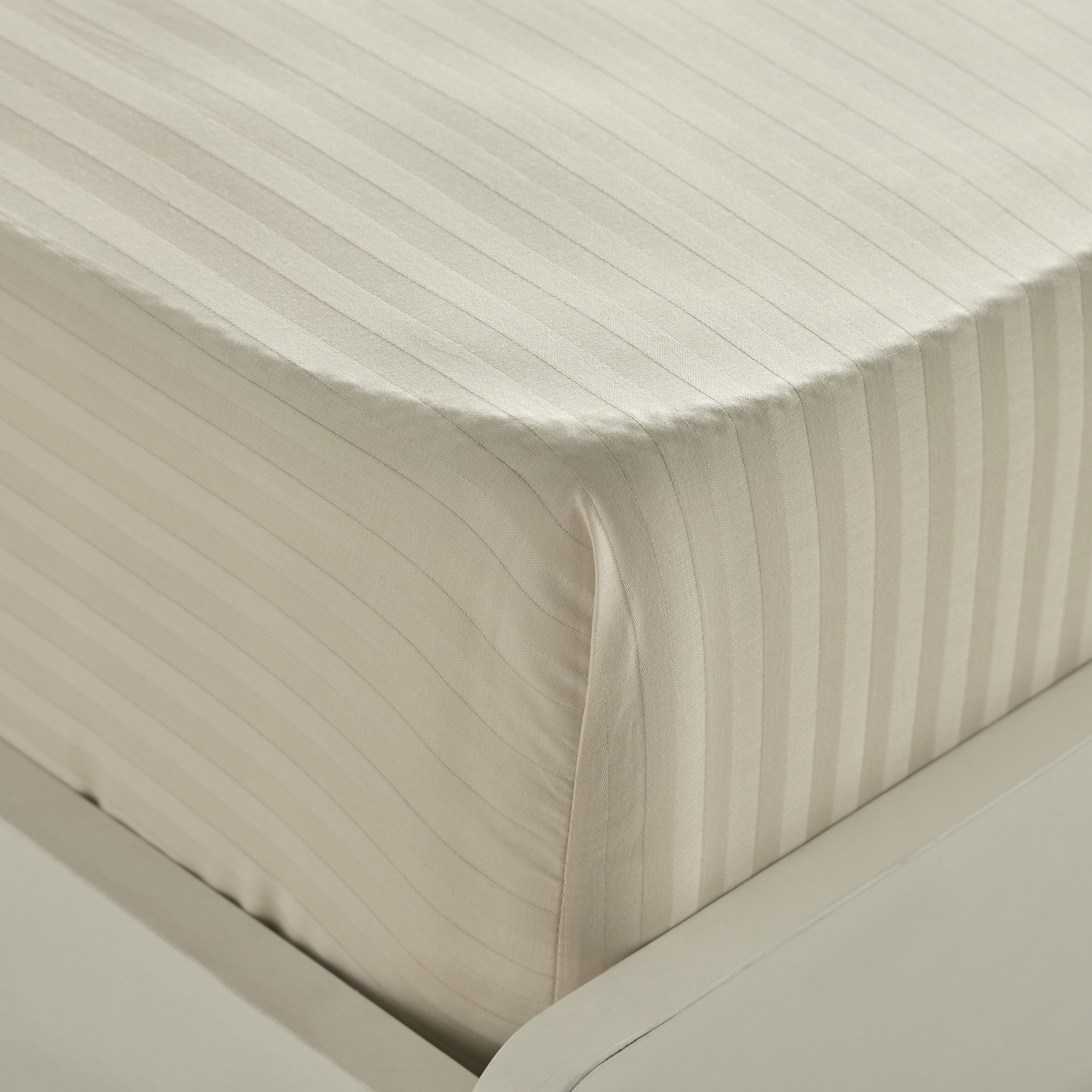 Hamilton Satin Stripe Olympic Queen Fitted Sheet - 160x200+36 cm-hbxhomeware-hbxbedroom-image-5