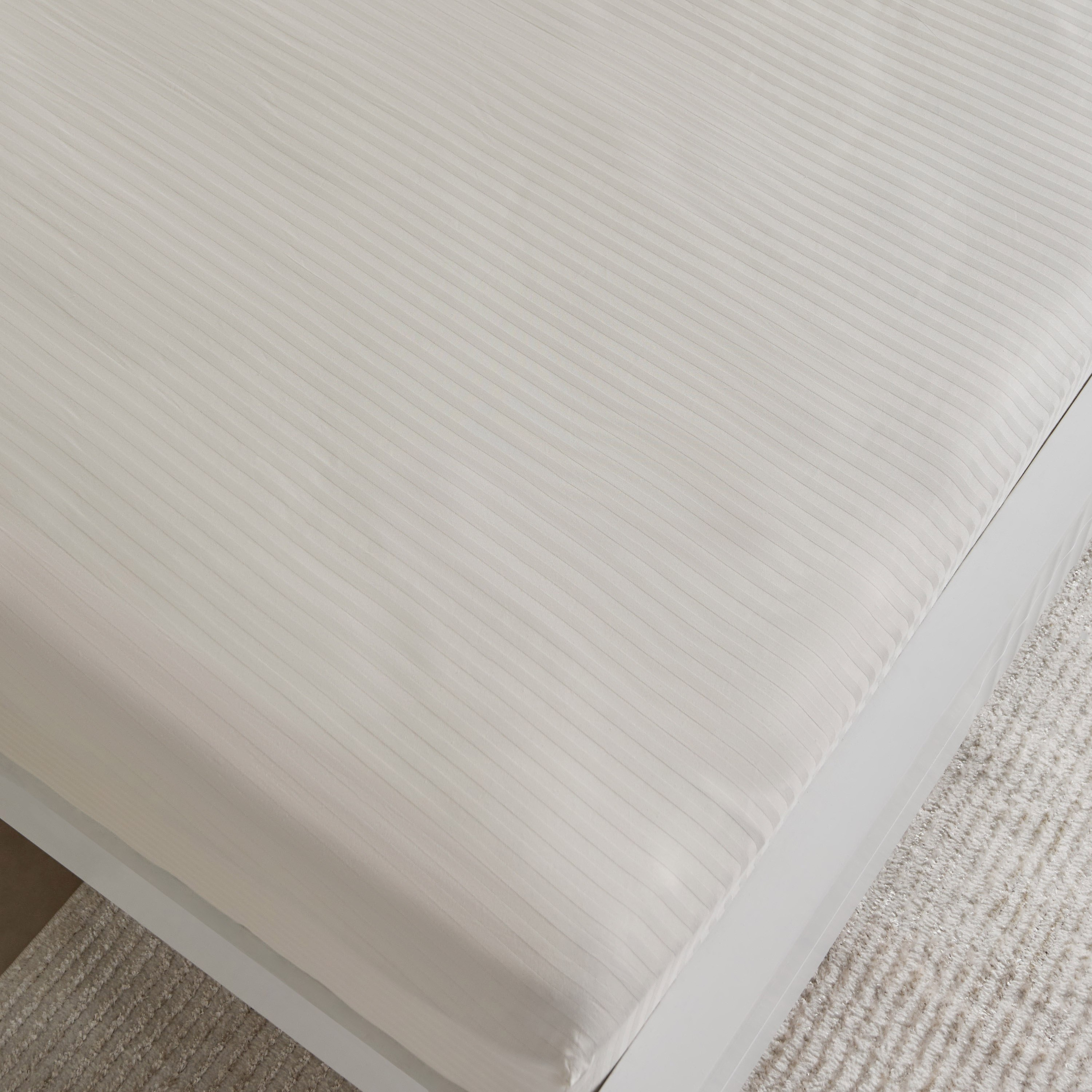 Hamilton Satin Striped King Fitted Sheet - 180x200+36 cm-hbxhomeware-hbxbedroom-image-4