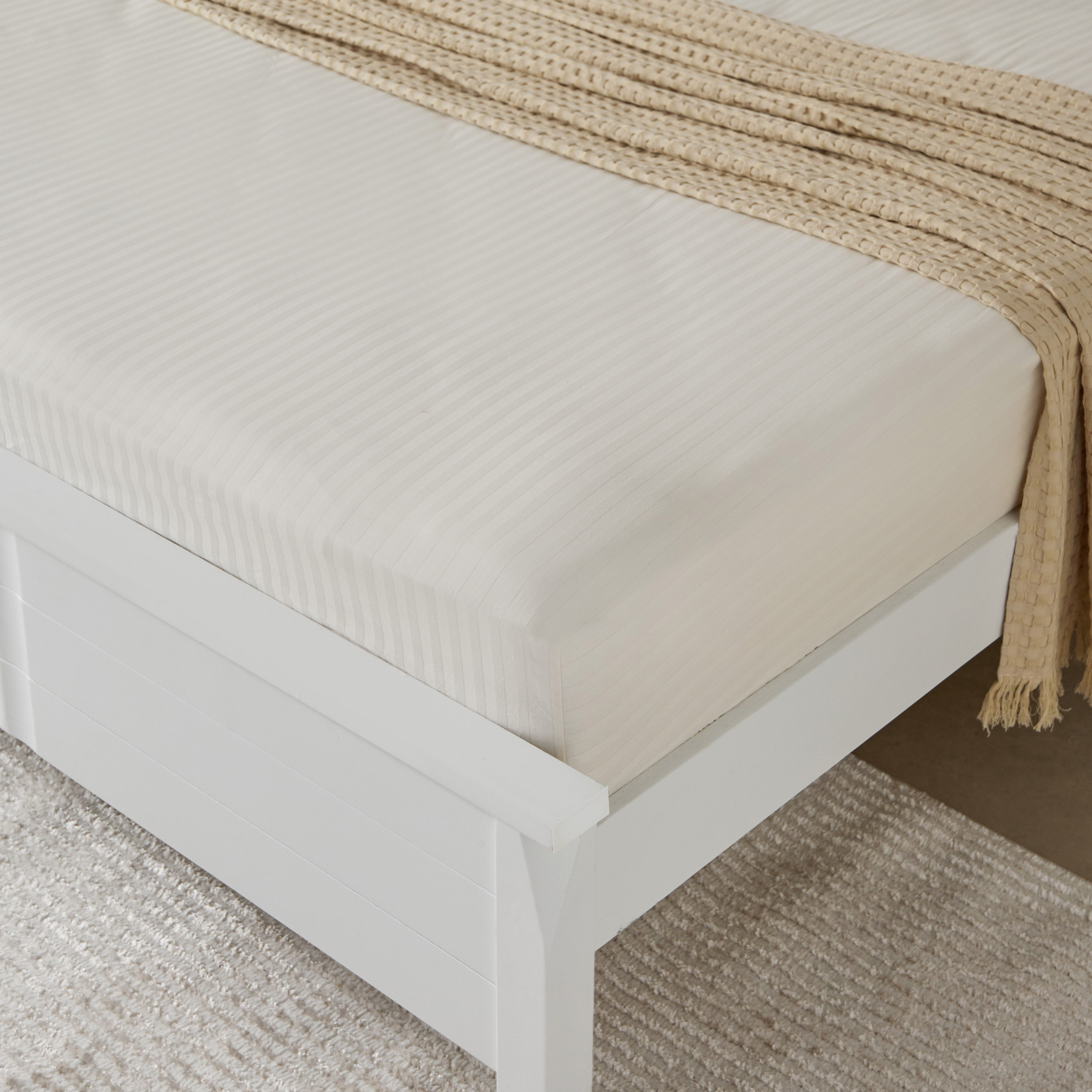 Hamilton Satin Striped Super King Fitted Sheet - 200x200+36 cm-hbxhomeware-hbxbedroom-image-1