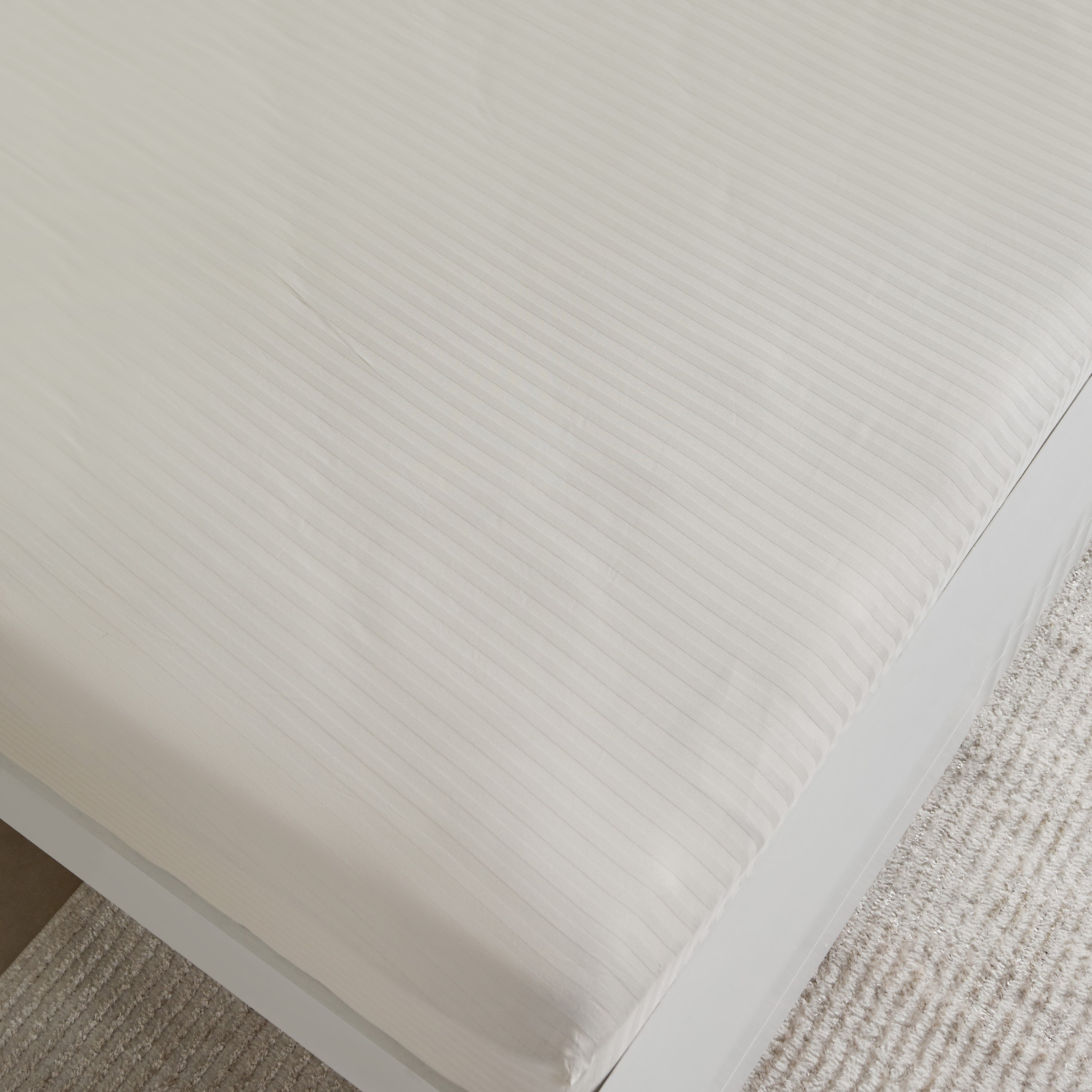 Hamilton Satin Striped Super King Fitted Sheet - 200x200+36 cm-hbxhomeware-hbxbedroom-image-4