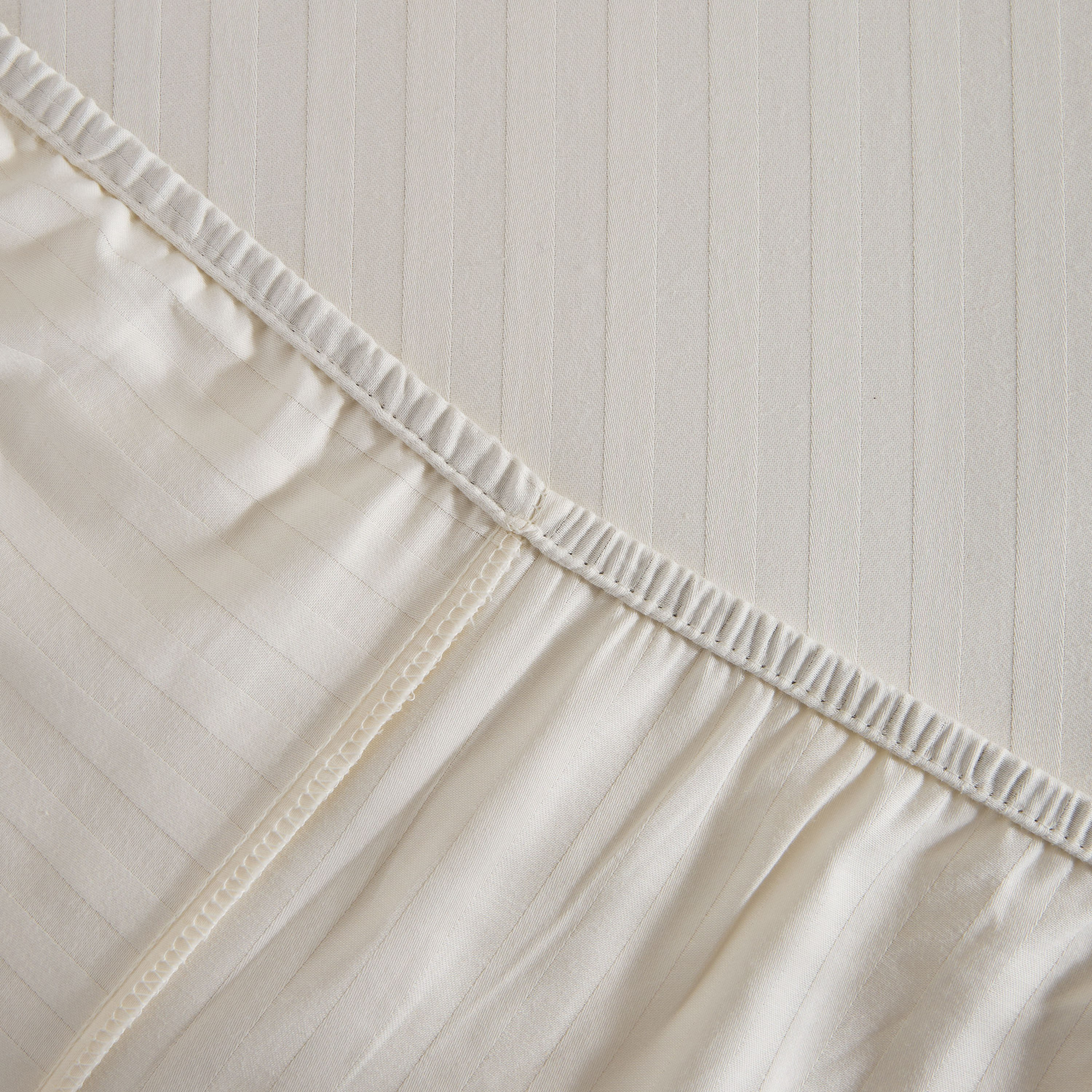 Hamilton Satin Striped Super King Fitted Sheet - 200x200+36 cm-hbxhomeware-hbxbedroom-image-7