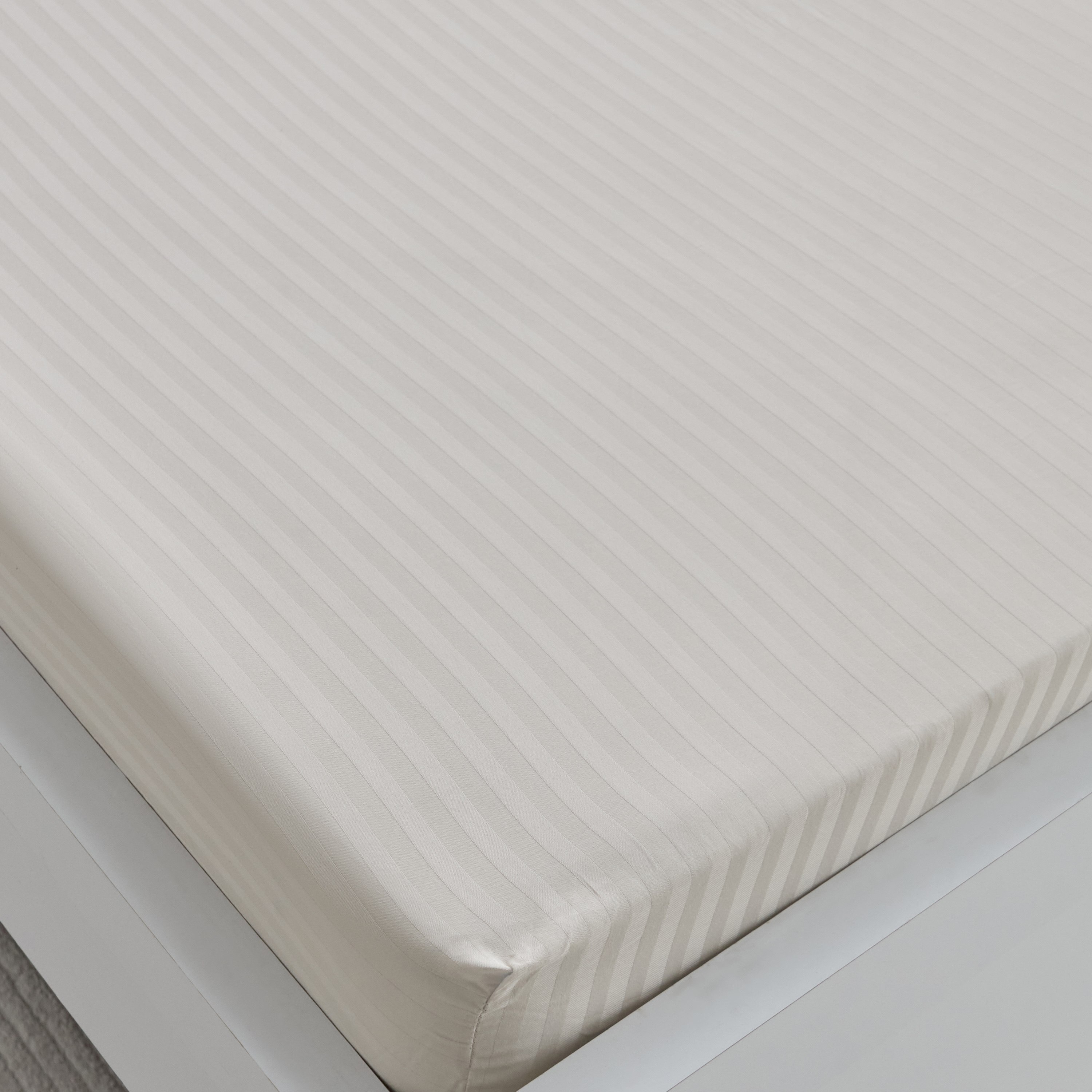 Hamilton Stripe Satin Cotton Single Fitted Sheet - 90x200+36 cm-hbxhomeware-hbxbedroom-image-3