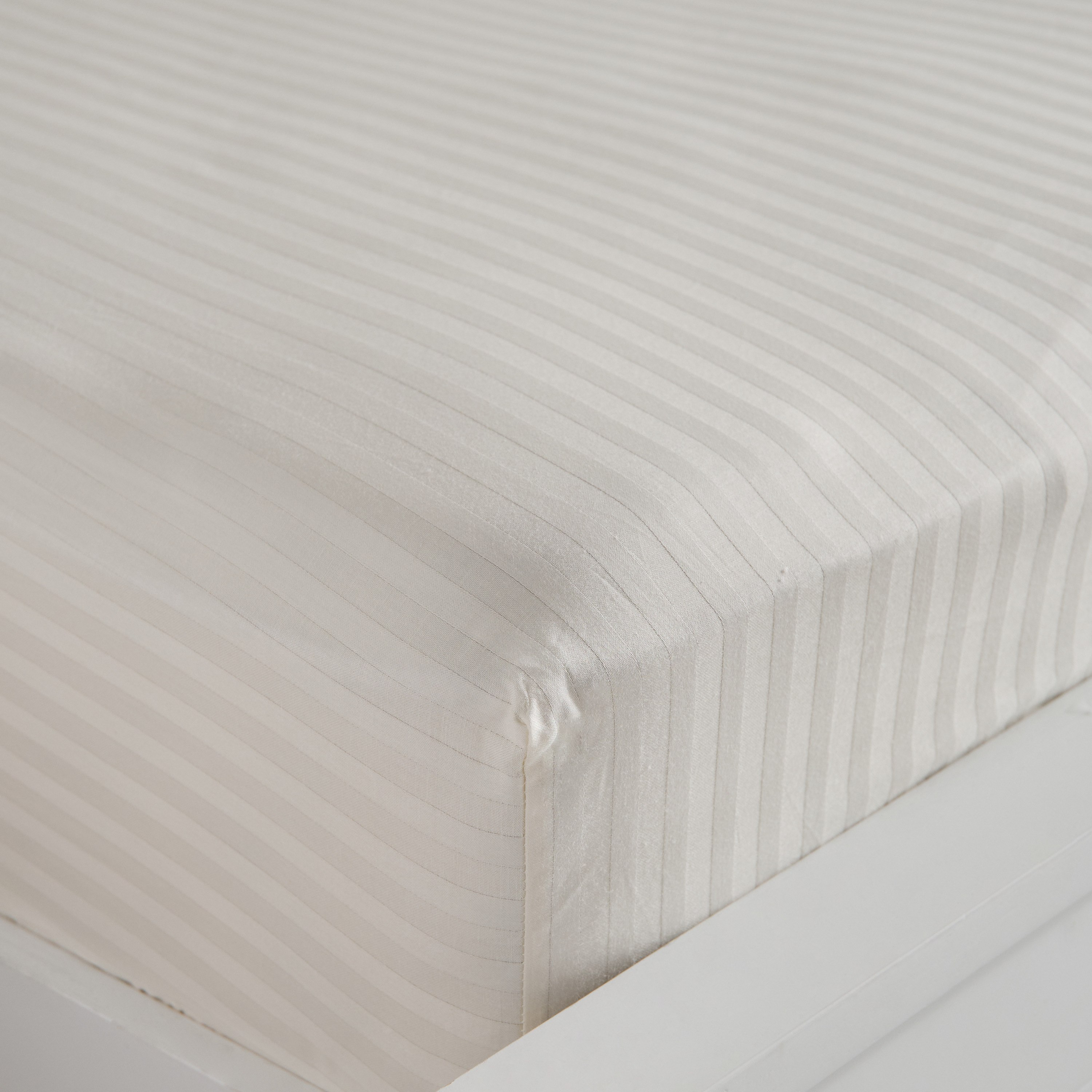 Hamilton Stripe Satin Cotton King Fitted Sheet - 180x210+36 cm-hbxhomeware-hbxbedroom-image-6