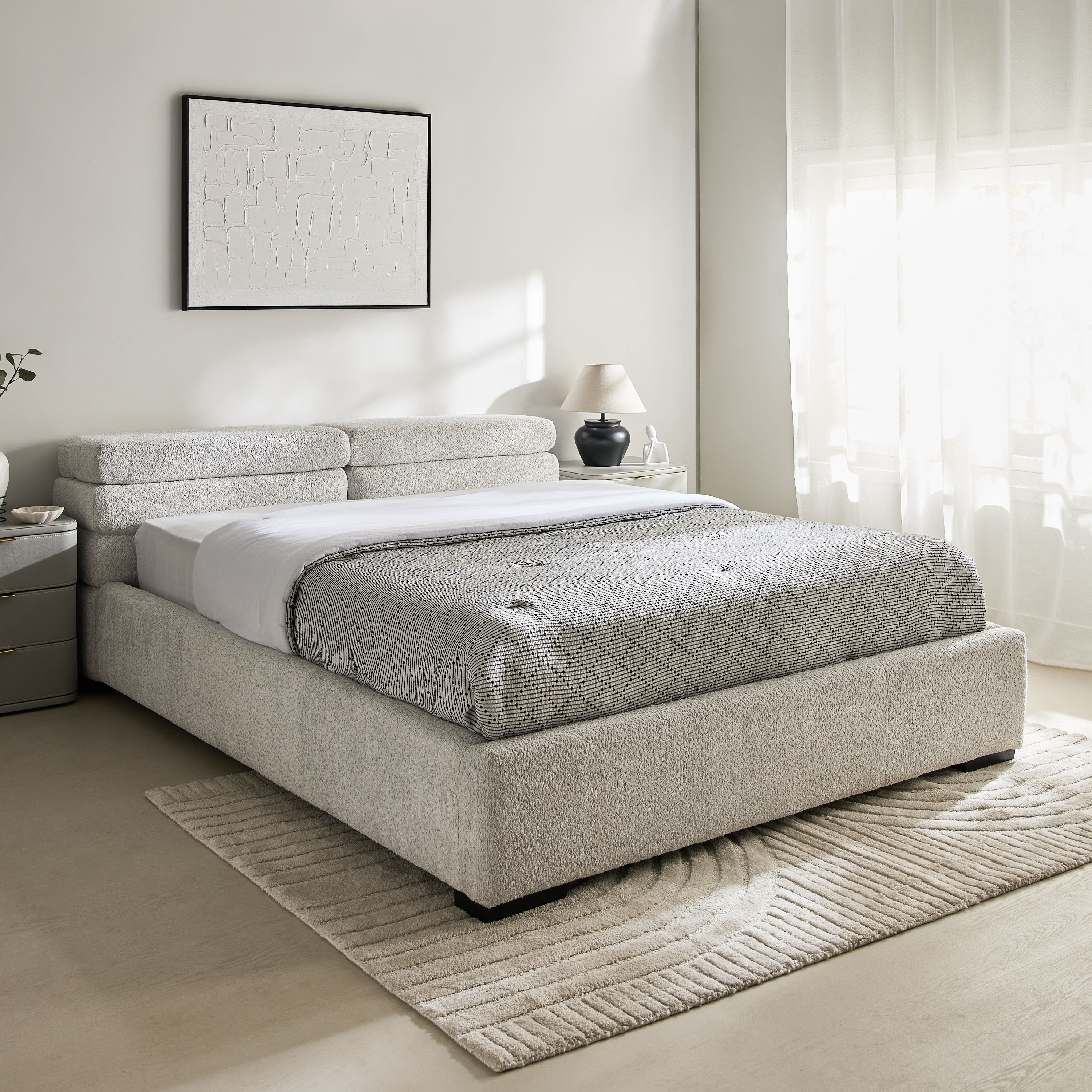 سرير كوين منجد بلوح رأسي قابل للتعديل بمساحة تخزين من دونا زينسي - 160x200 سم -hbxbedroom-bedsandbedsets-beds-queen-image-1