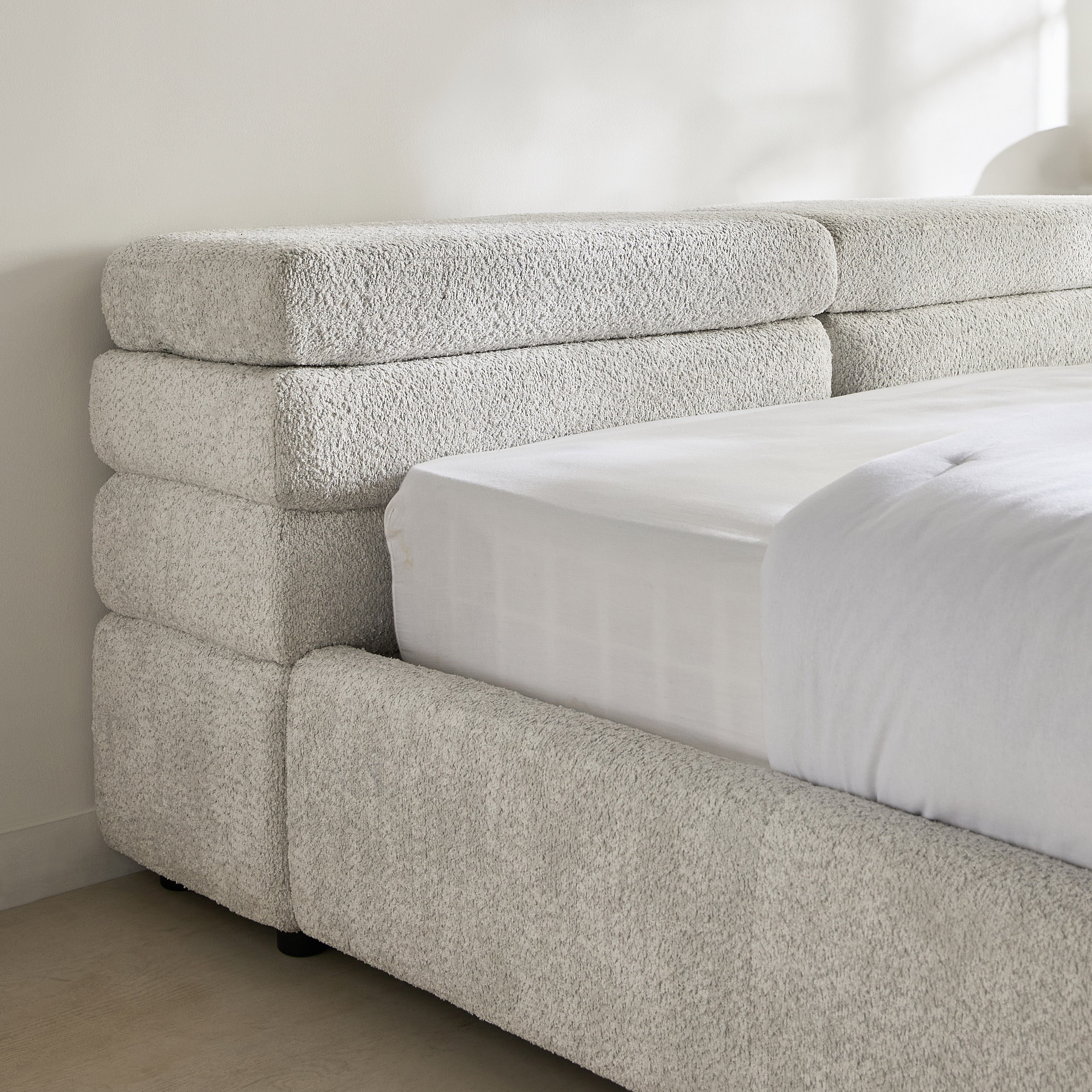 سرير كوين منجد بلوح رأسي قابل للتعديل بمساحة تخزين من دونا زينسي - 160x200 سم -hbxbedroom-bedsandbedsets-beds-queen-image-3