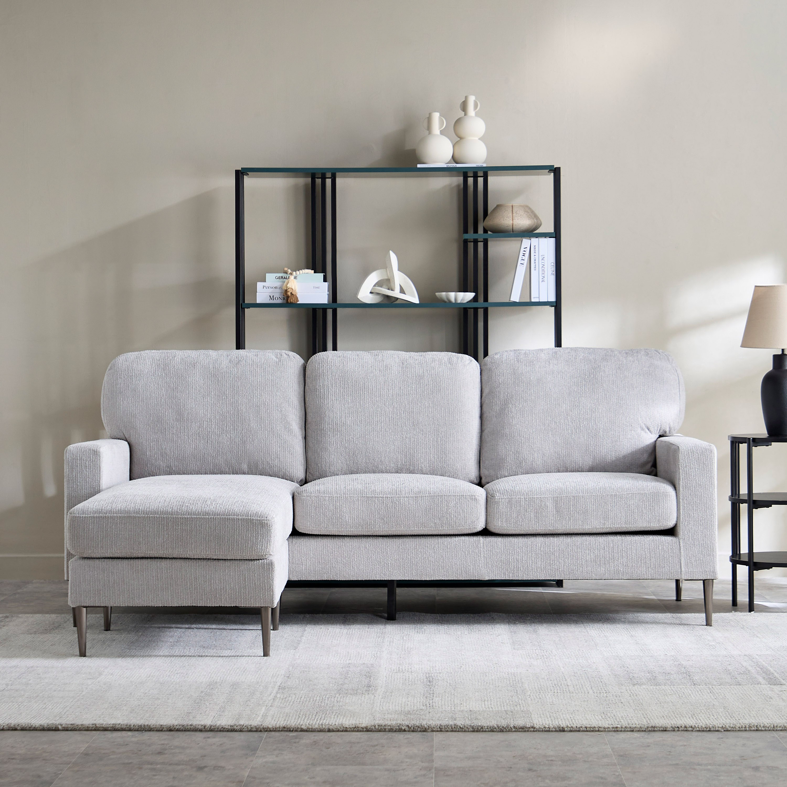 كنبة قماش ركنية قابلة للعكس 3 مقاعد مع يو إس بي من آريا إن إكس تي-hbxlivingroom-sofasandarmchairs-cornersofas-image-2