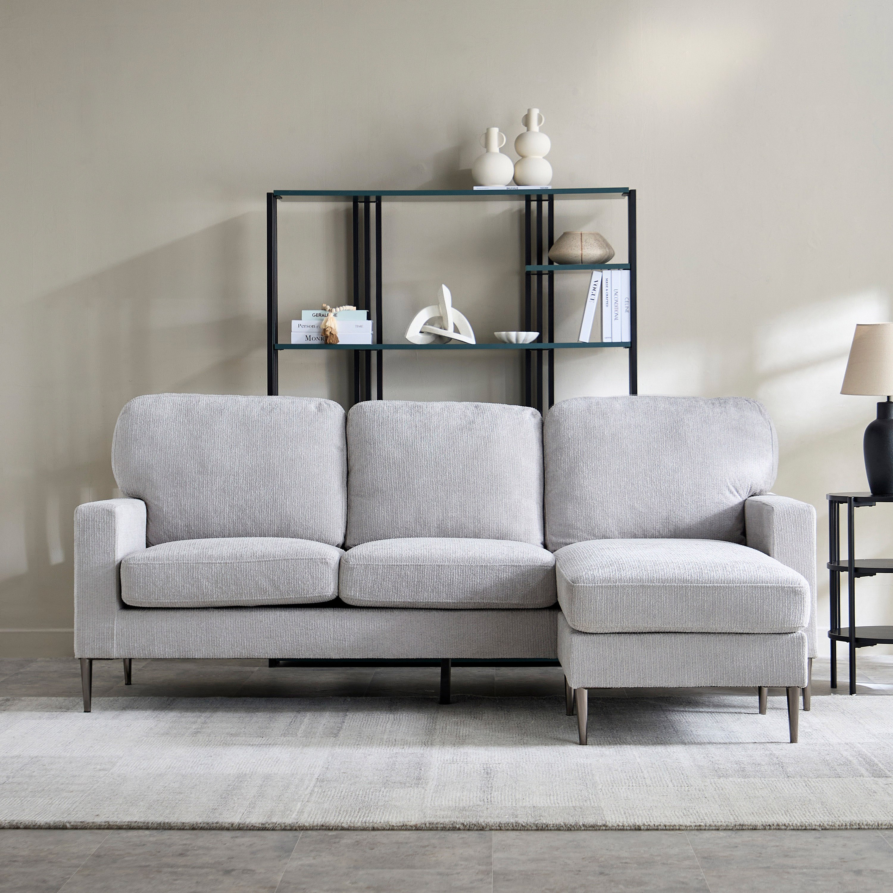كنبة قماش ركنية قابلة للعكس 3 مقاعد مع يو إس بي من آريا إن إكس تي-hbxlivingroom-sofasandarmchairs-cornersofas-image-8