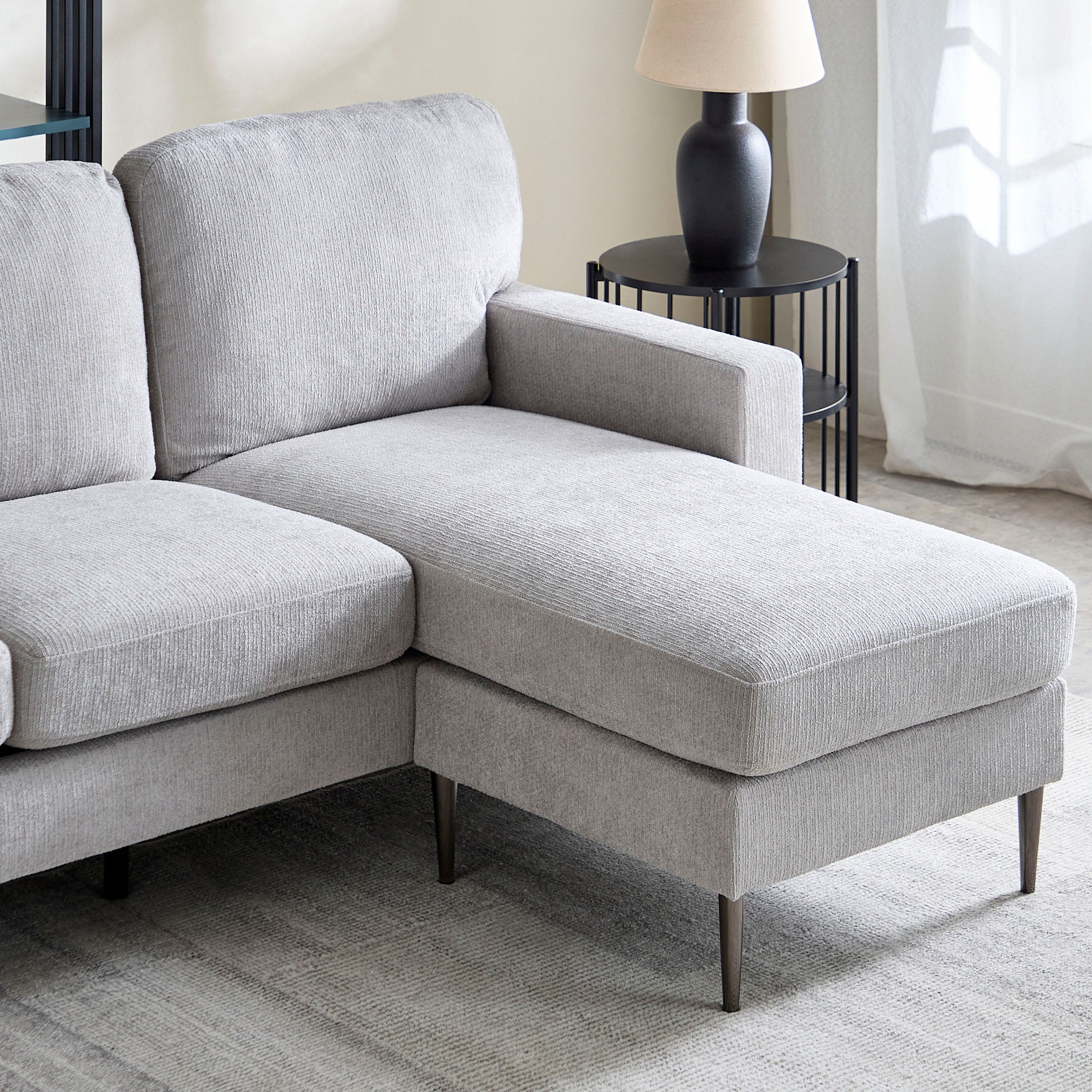 كنبة قماش ركنية قابلة للعكس 3 مقاعد مع يو إس بي من آريا إن إكس تي-hbxlivingroom-sofasandarmchairs-cornersofas-image-10