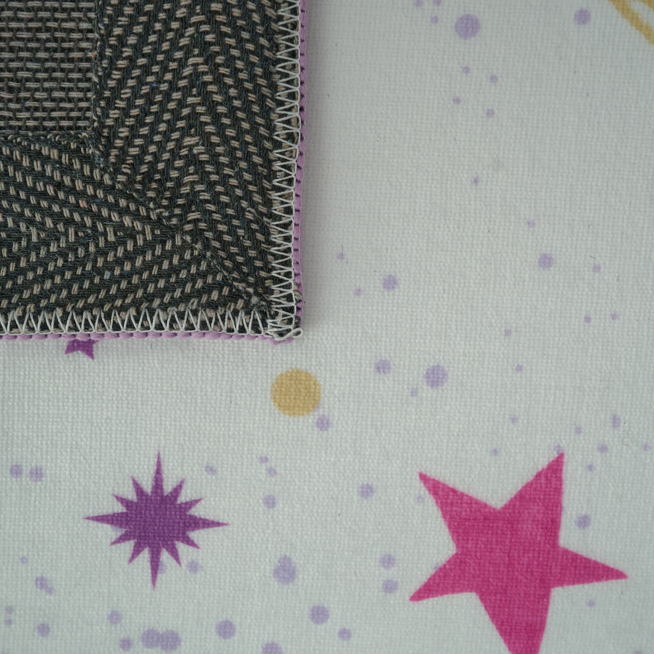 سجادة فلانيل بطبعات من آيفي ميدوز - 110x160 سم-hbxdecorandfurnishings-floorcoverings-rugs-image-4