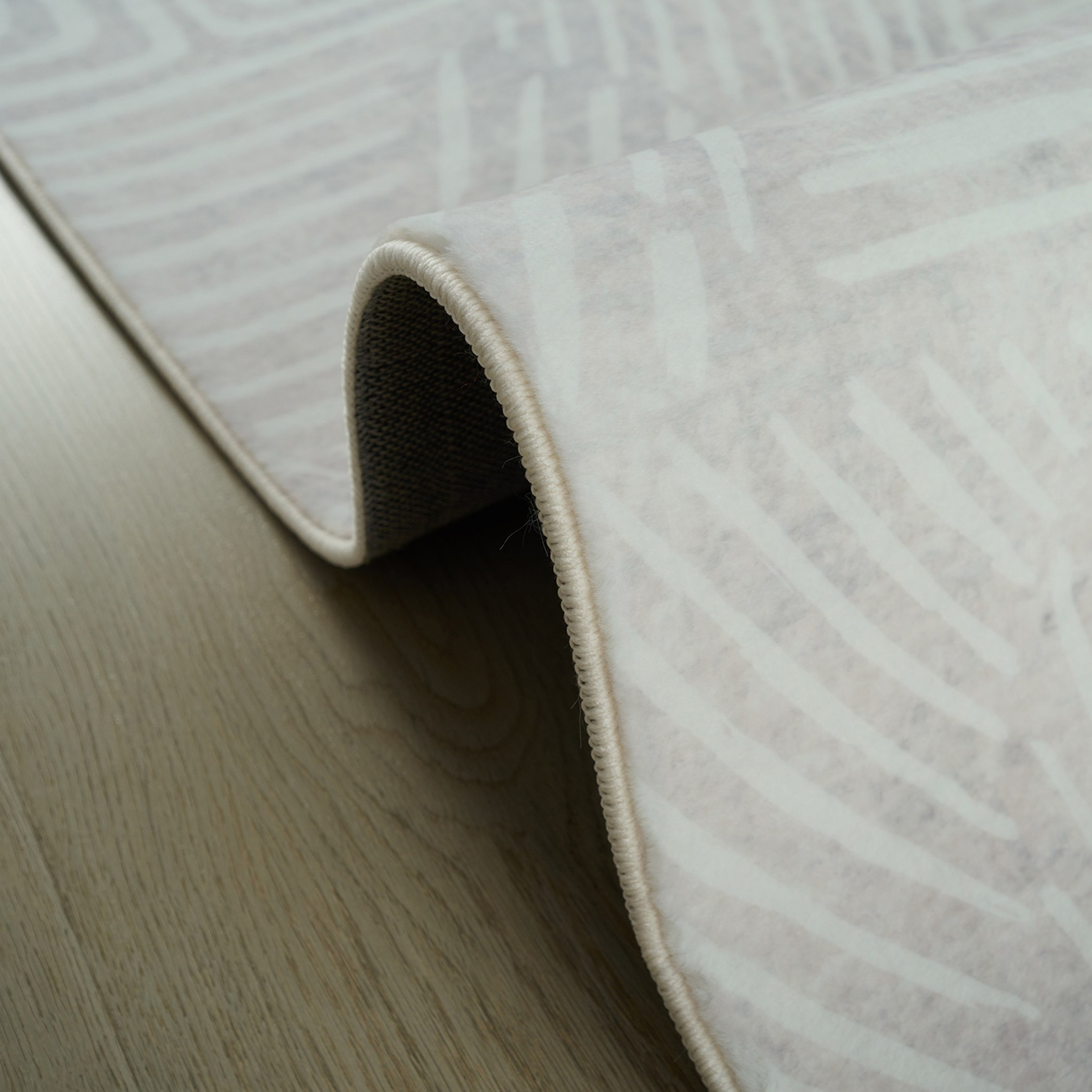 سجادة فرو مخملية  بطبعات فازلا من بريستول - 120x170 سم-hbxdecorandfurnishings-floorcoverings-rugs-image-3