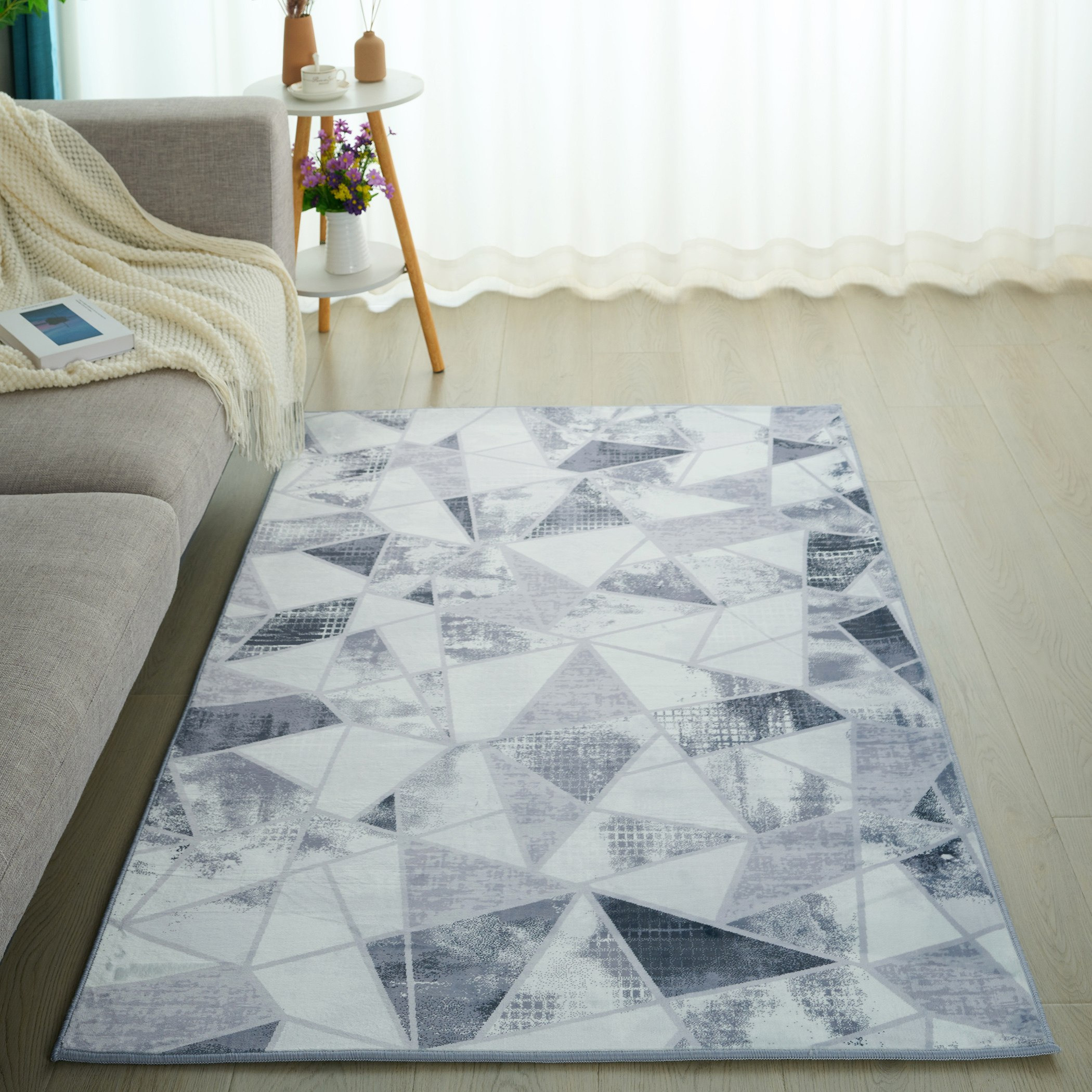 سجادة فلانيل بطبعات كافي من ويلز - 110x160 سم-hbxdecorandfurnishings-floorcoverings-rugs-image-1