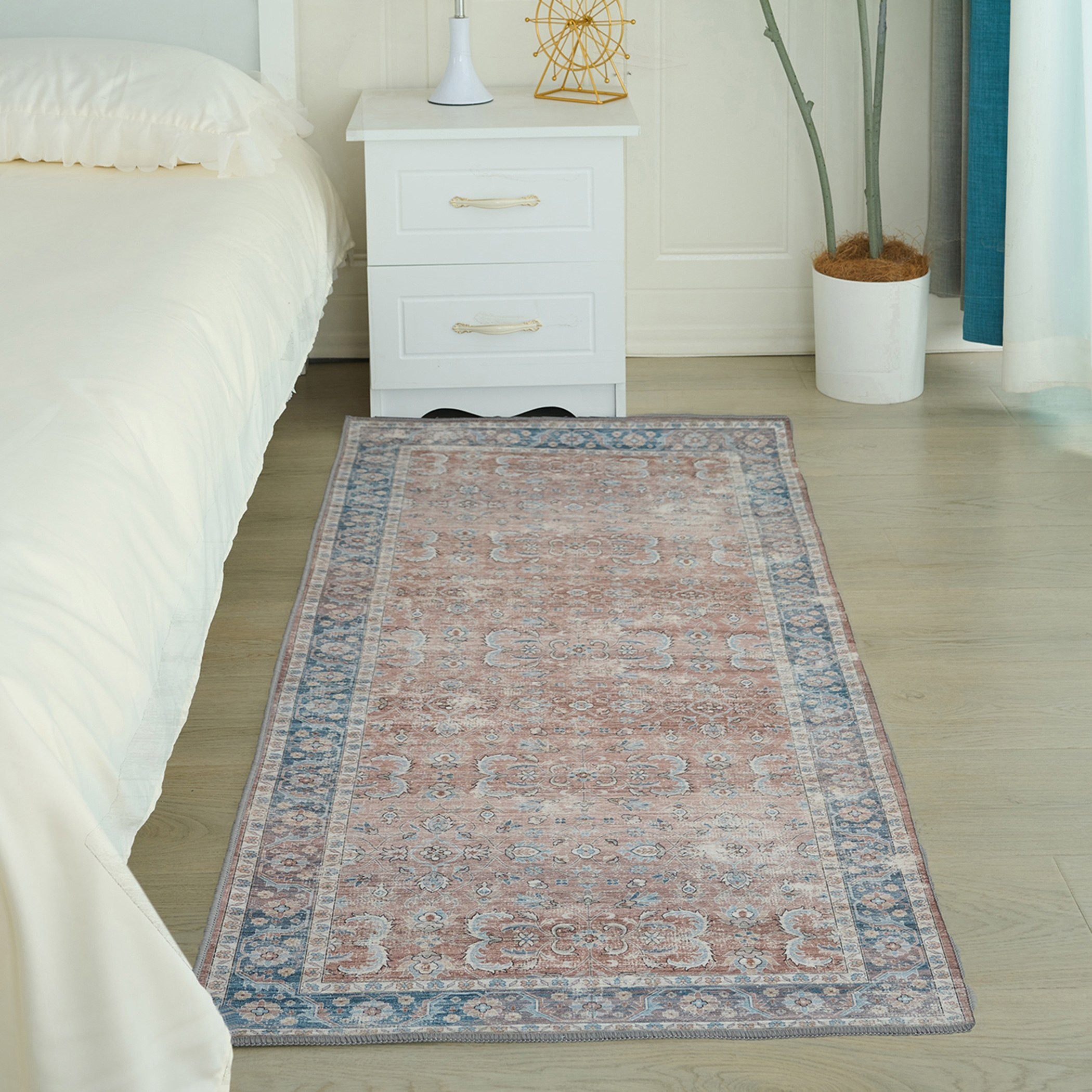 سجادة بطبعات عايدة من أتلانتا - 60x150 سم-hbxdecorandfurnishings-floorcoverings-rugs-image-1