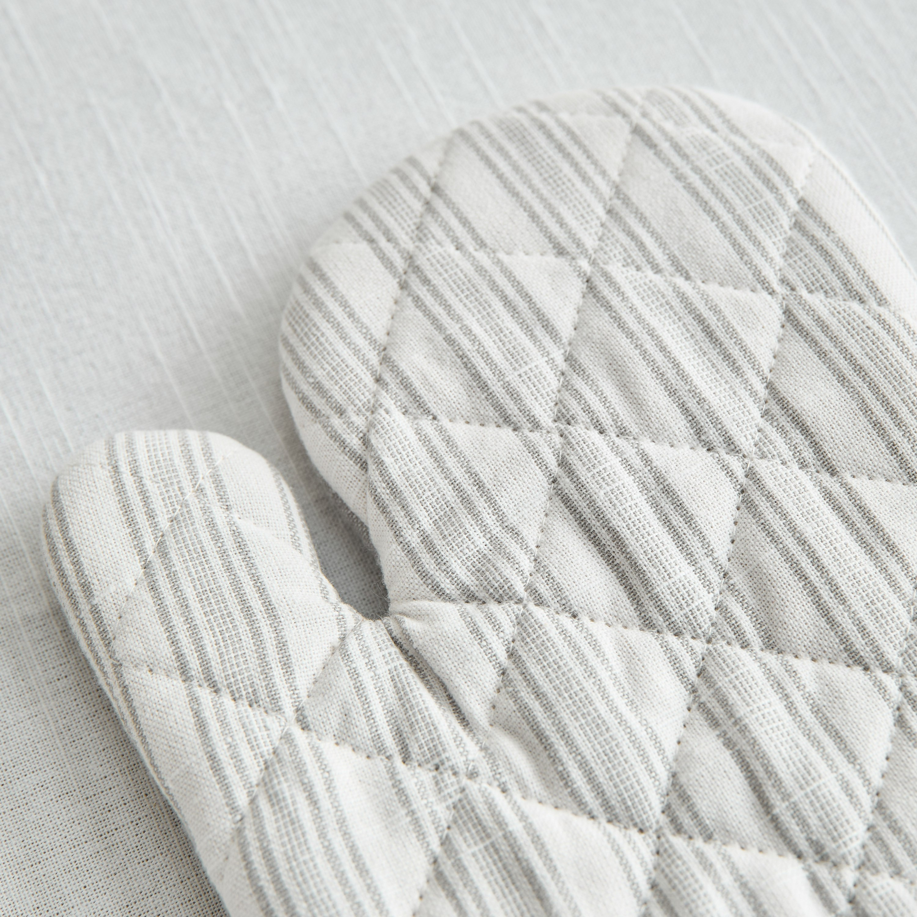 قفاز فرن ميز من هارلي - 17x33 سم-hbxhomeware-kitchenware-kitchenlinens-image-4