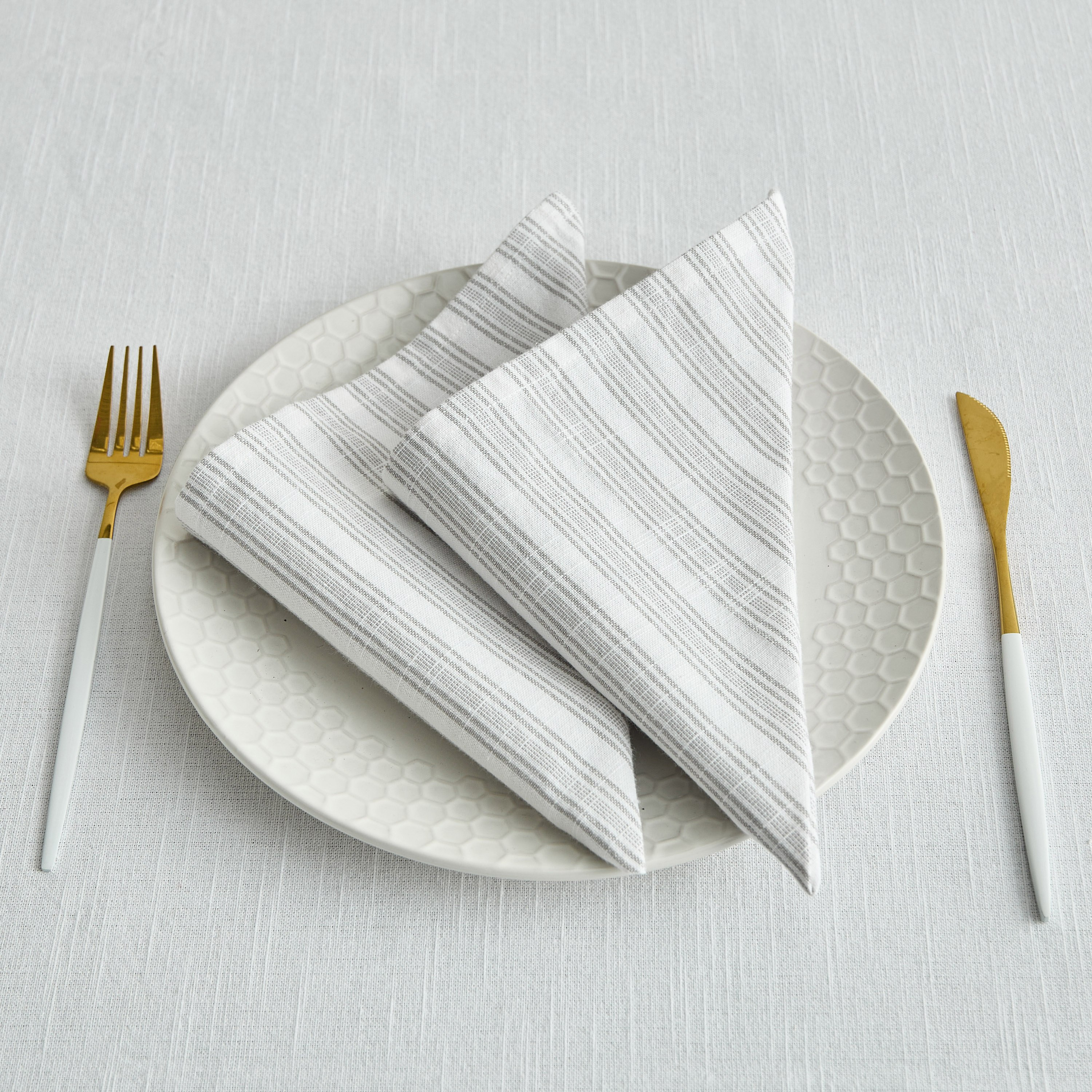 طقم مناديل سفرة من قطعتين ميز من هارلي - 40x40 سم-hbxdecorandfurnishings-homefurnishings-tablelinens-image-1