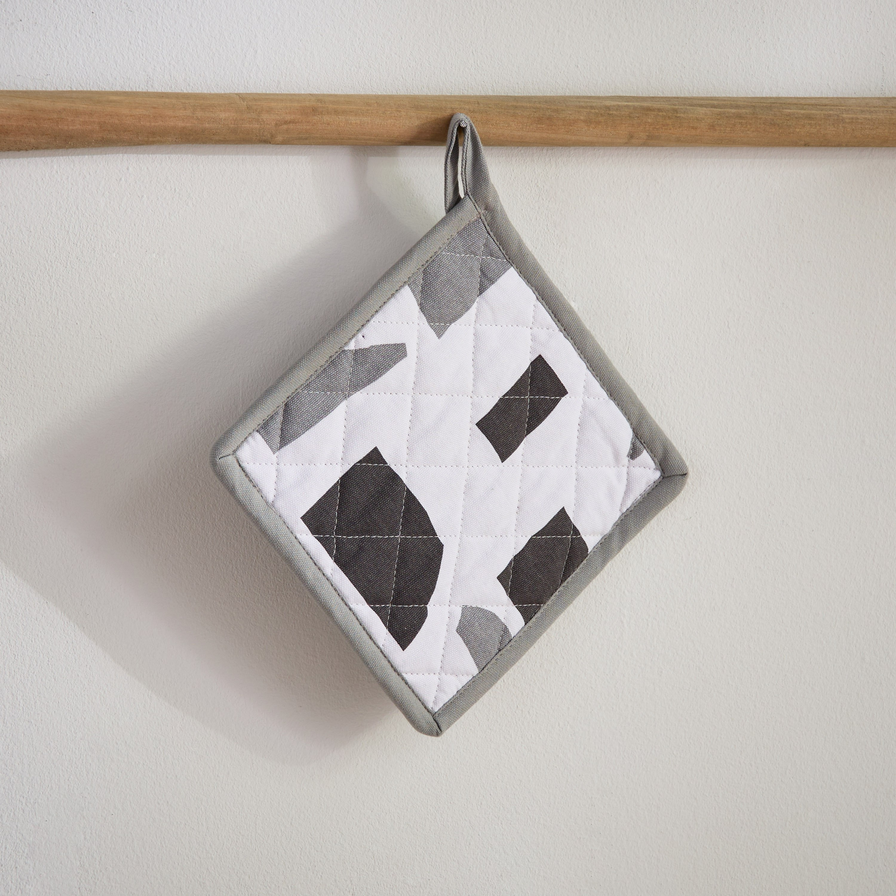 حامل أواني بطبعات أستريكس من سنازي - 20x20 سم-hbxhomeware-kitchenware-kitchenlinens-image-1