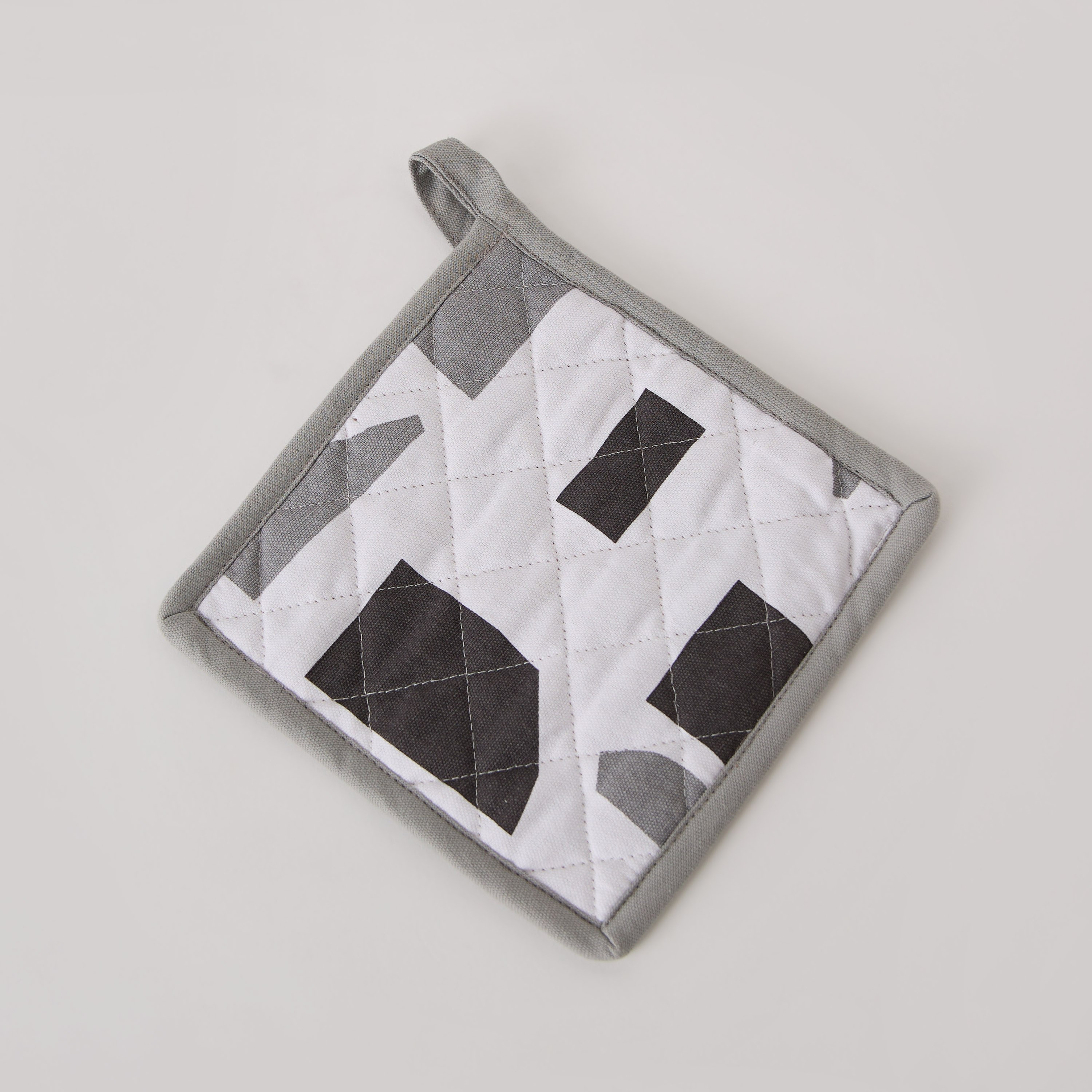 حامل أواني بطبعات أستريكس من سنازي - 20x20 سم-hbxhomeware-kitchenware-kitchenlinens-image-5